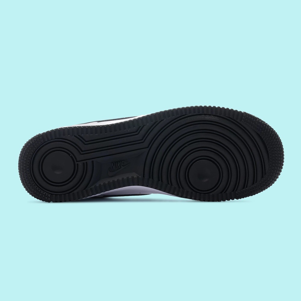 Nike Air Force 1 '07 Low White Black Outline Swoosh