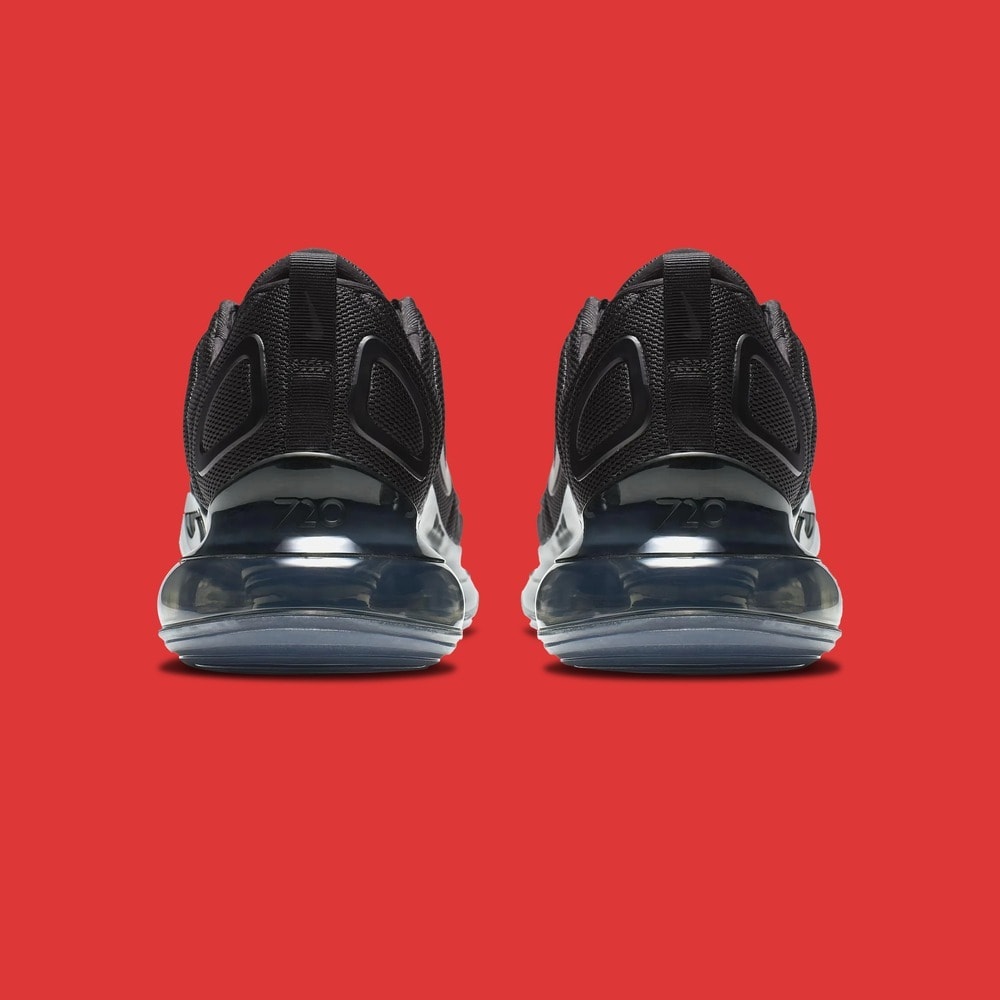 Nike Air Max 720 Triple Black
