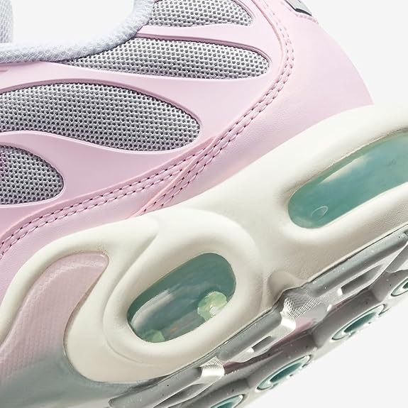 Nike Air Max Plus Paw Print