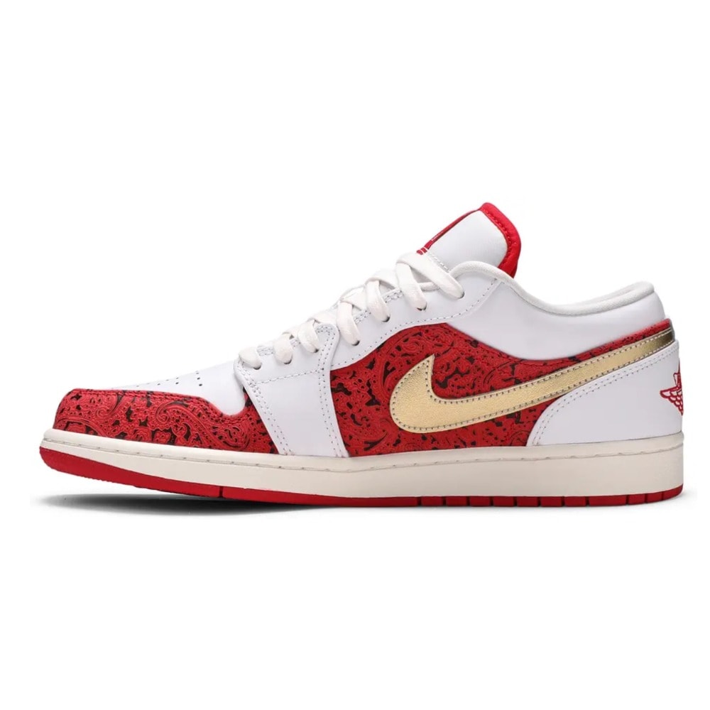 Nike Jordan 1 Low Spades