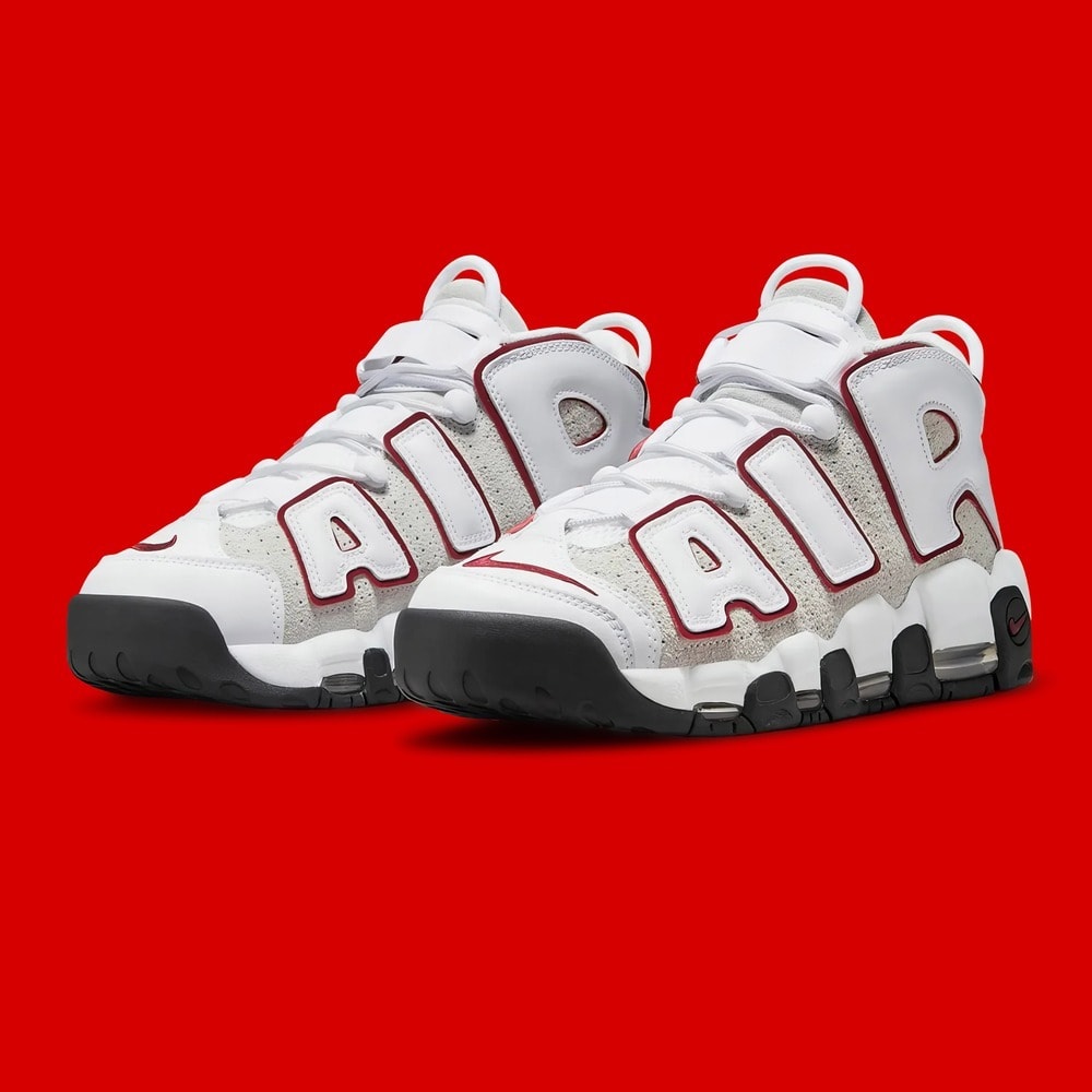Nike Air More Uptempo Plays With Bulls Colors