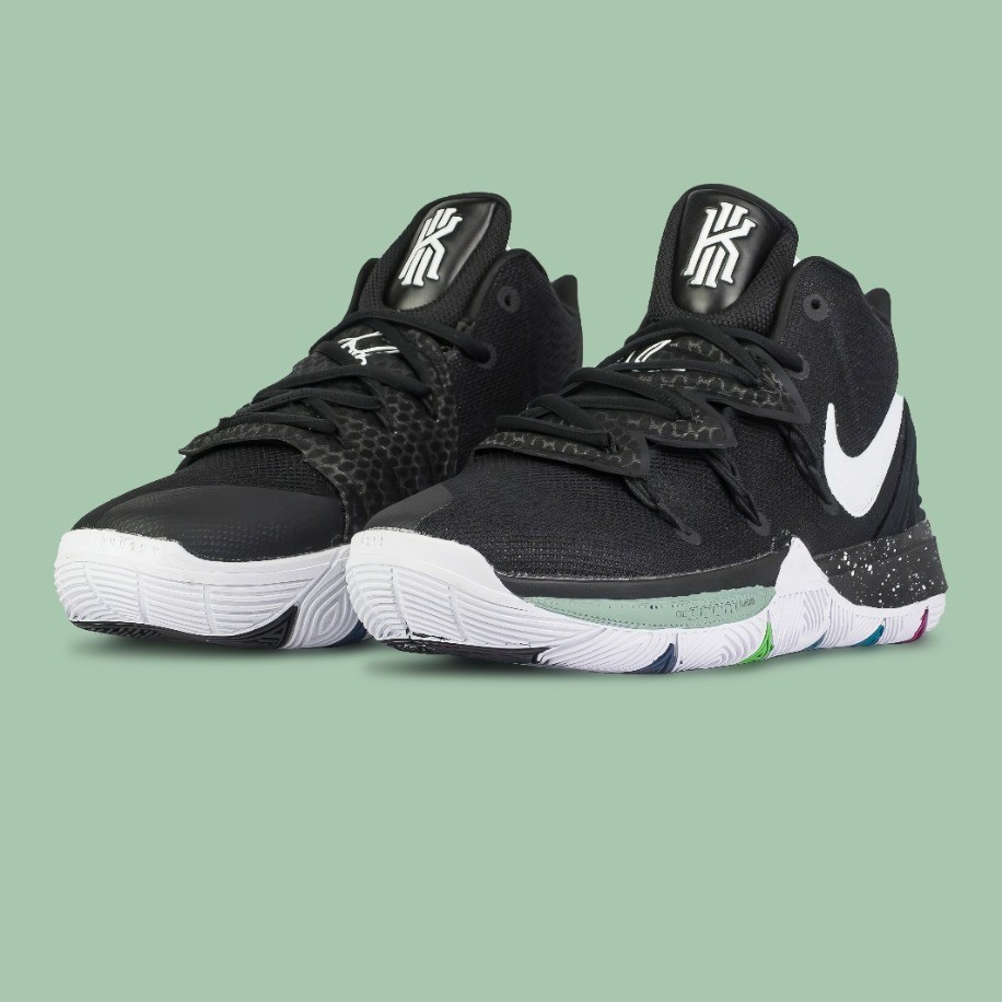 Nike Kyrie 5 Black Magic