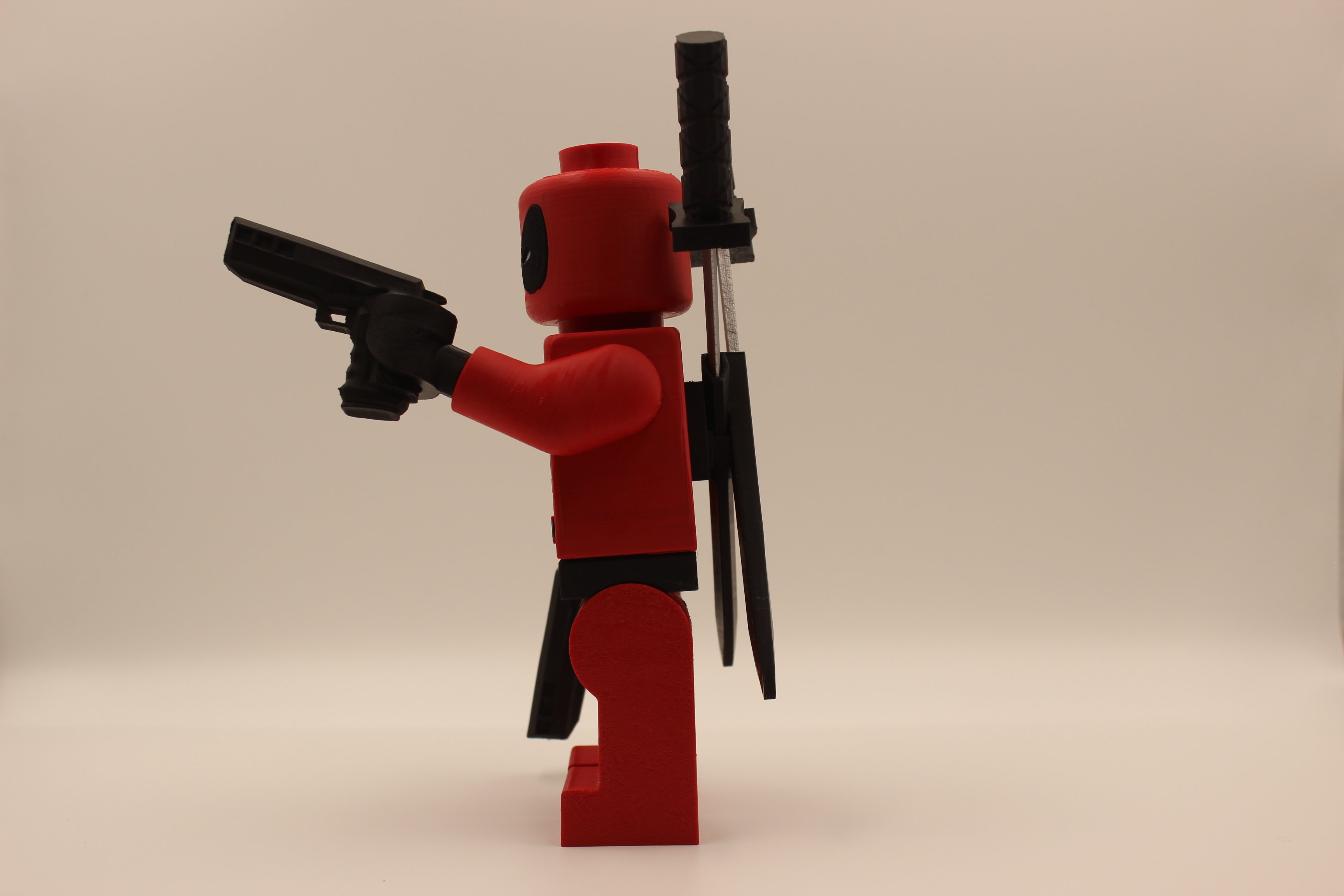 Dead Pool Lego Figürü