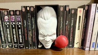 Pennywise Book Nook