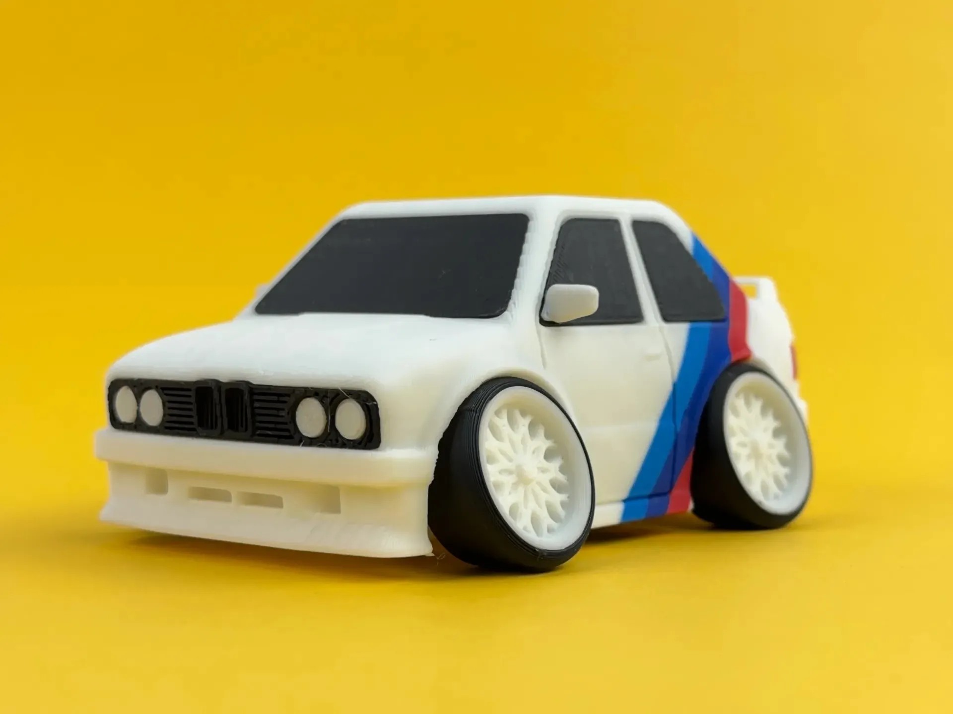 BMW E30