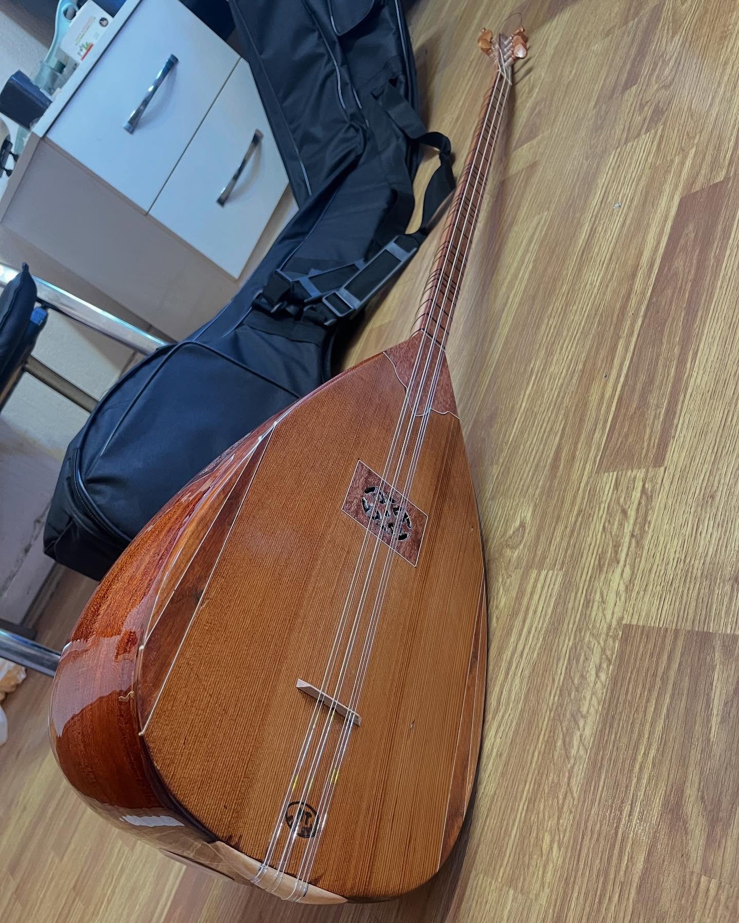 Garip Saz - NT Saz Evi