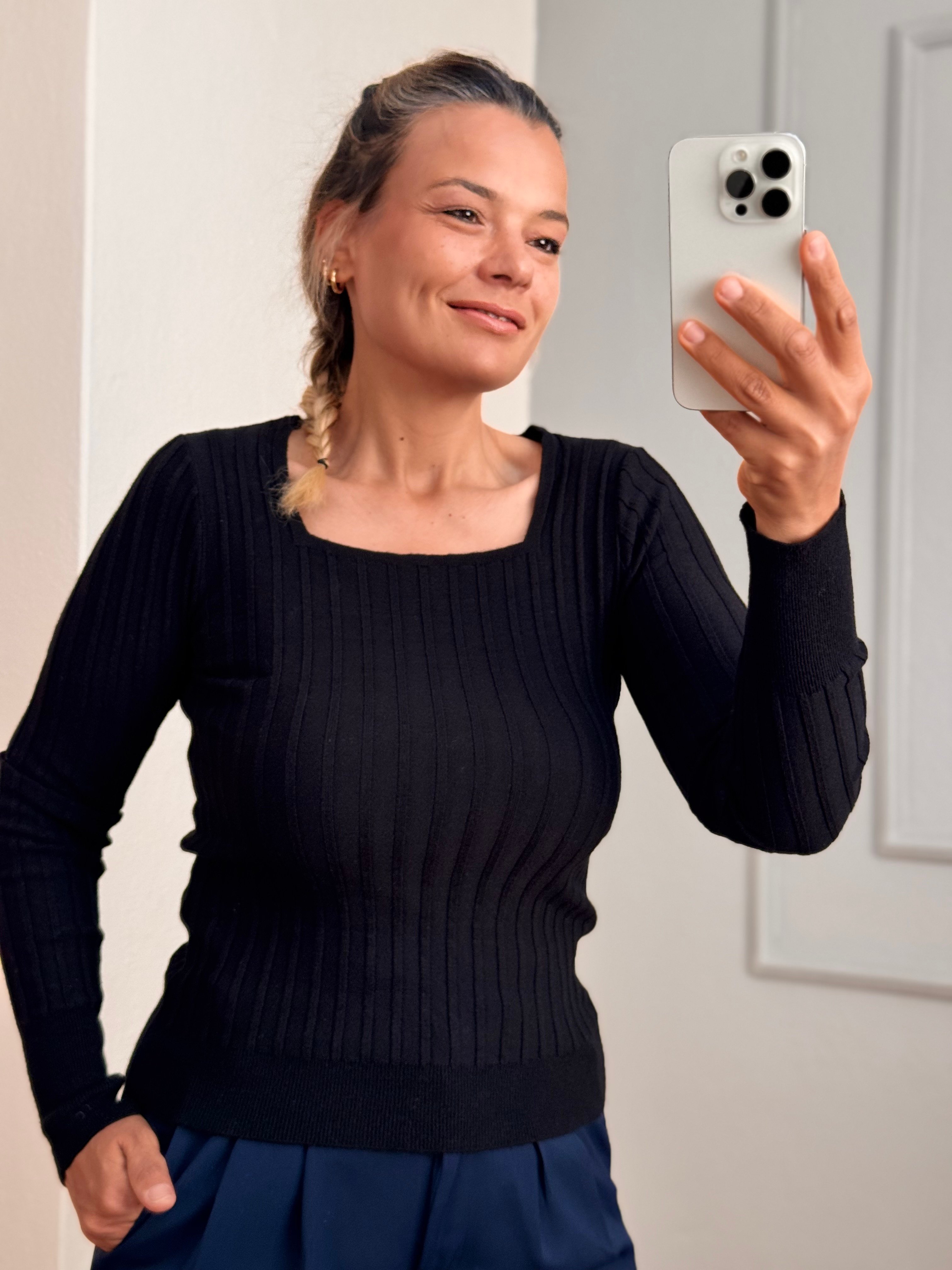 FİTİLLİ KARE YAKA BODY YUMOŞ