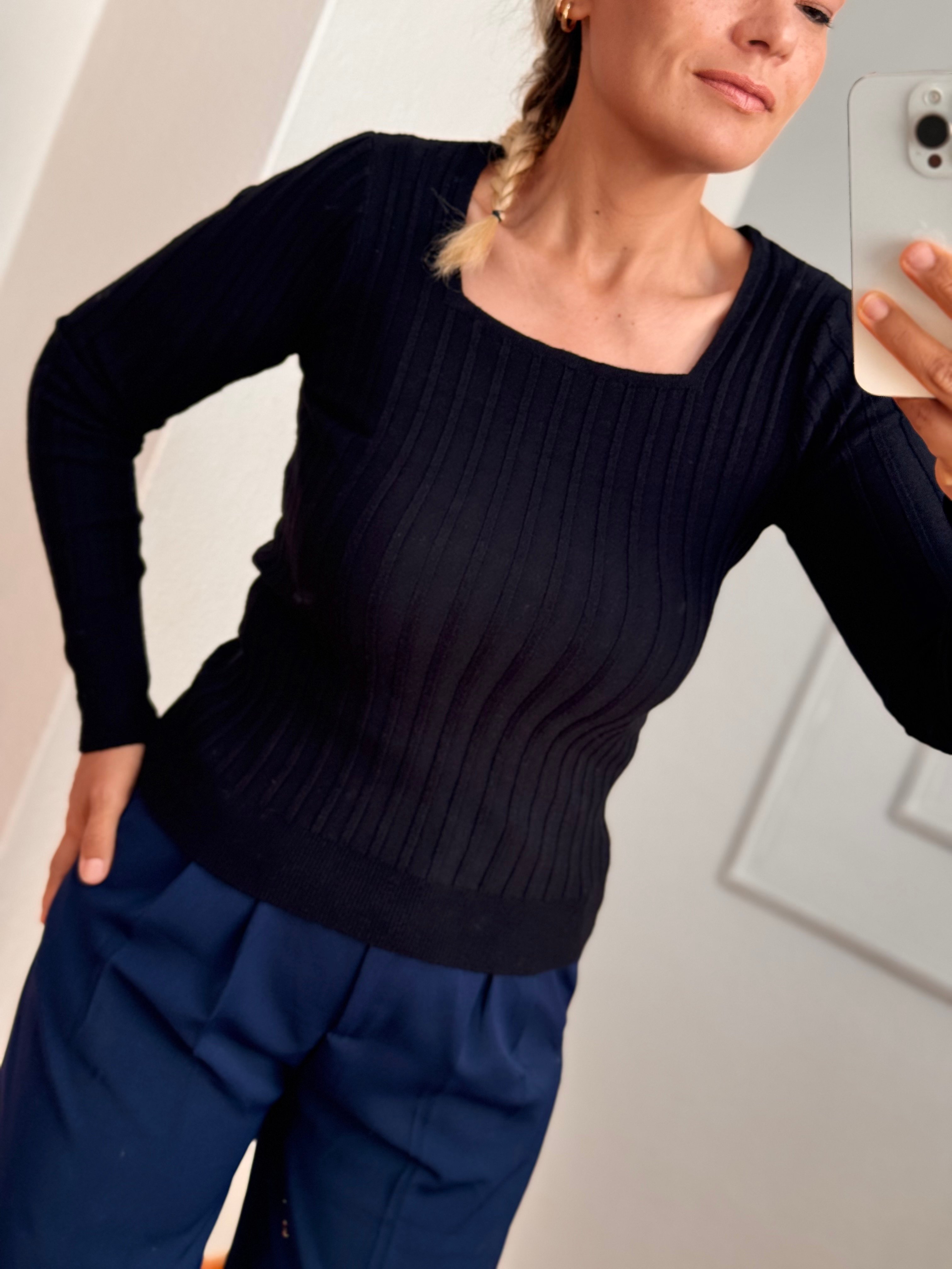 FİTİLLİ KARE YAKA BODY YUMOŞ