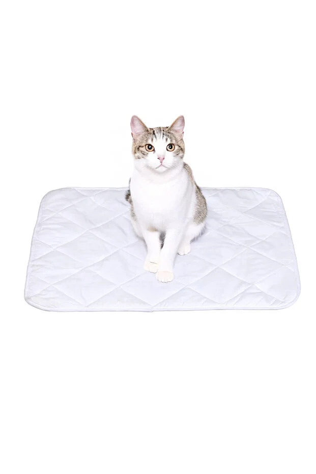 Yıkanabilir Kapitoneli Sıvı Geçirmez Kedi ve Köpek Çiş Pedi