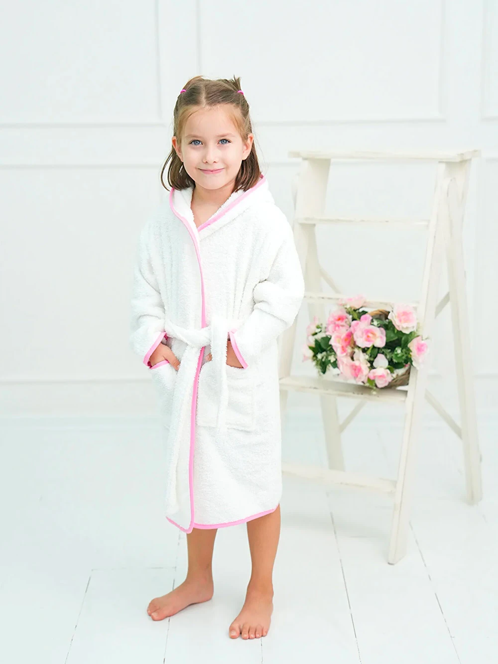 Sevimli Hayvan Figürlü Çocuk Bornozu Beyaz Unicorn