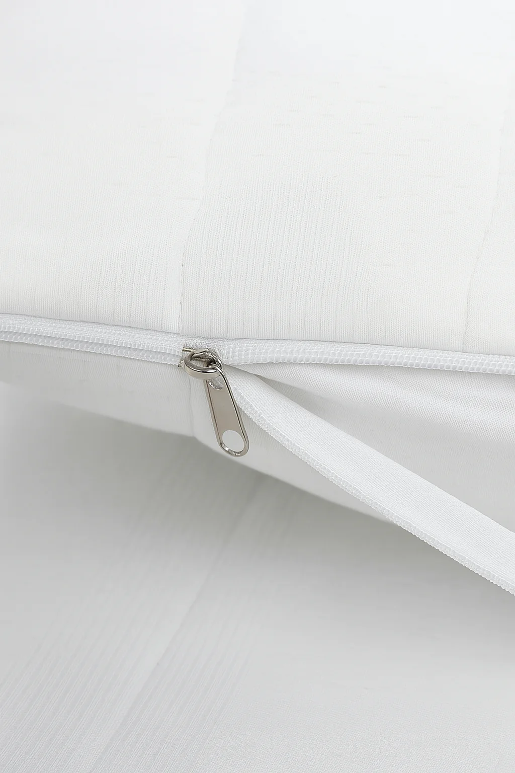 Pamuklu Kapitoneli Yastık Koruyucu Beyaz (2 ADET)