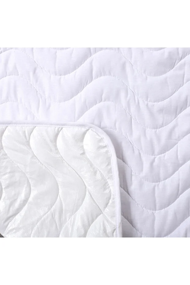 Yıkanabilir Kapitoneli Sıvı Geçirmez Kedi ve Köpek Çiş Pedi