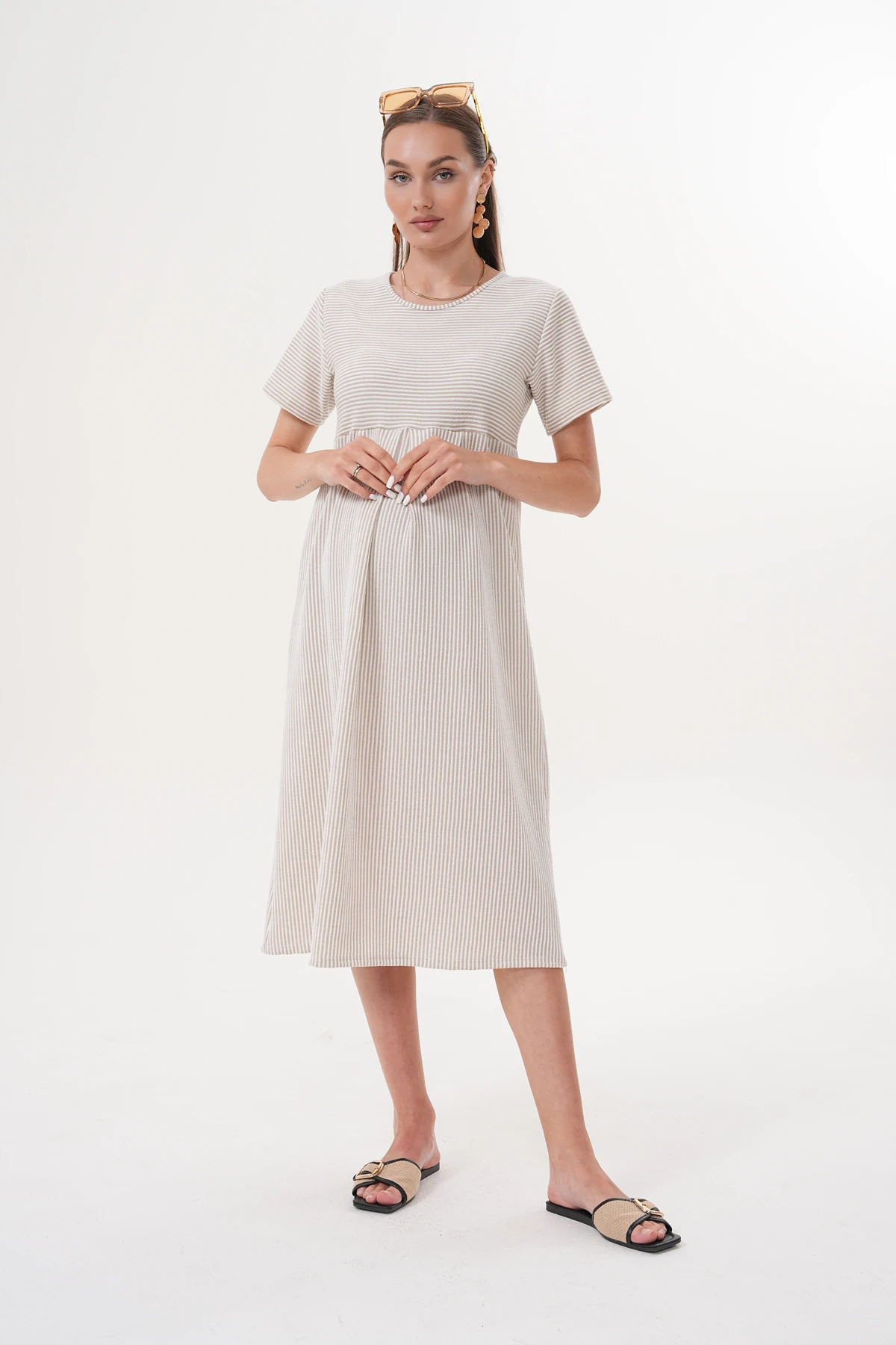4489 Çizgili Hamile ve Lohusa Kısa Kol Uzun Elbise - Bej Beyaz