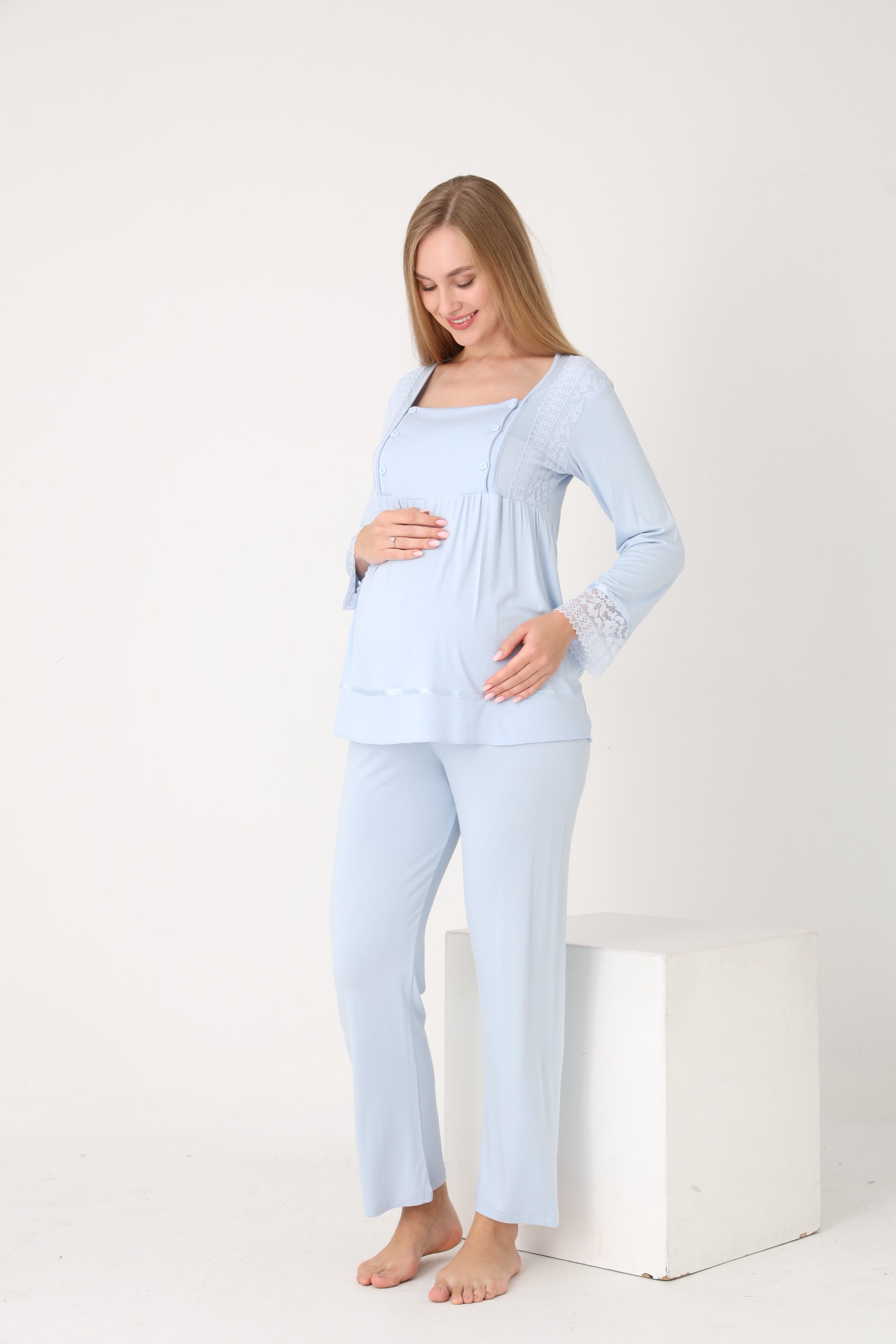 4530 Uzun Sabahlıklı Emzirmeye Uygun Uzun Kol Hamile ve Lohusa Pijama Takımı