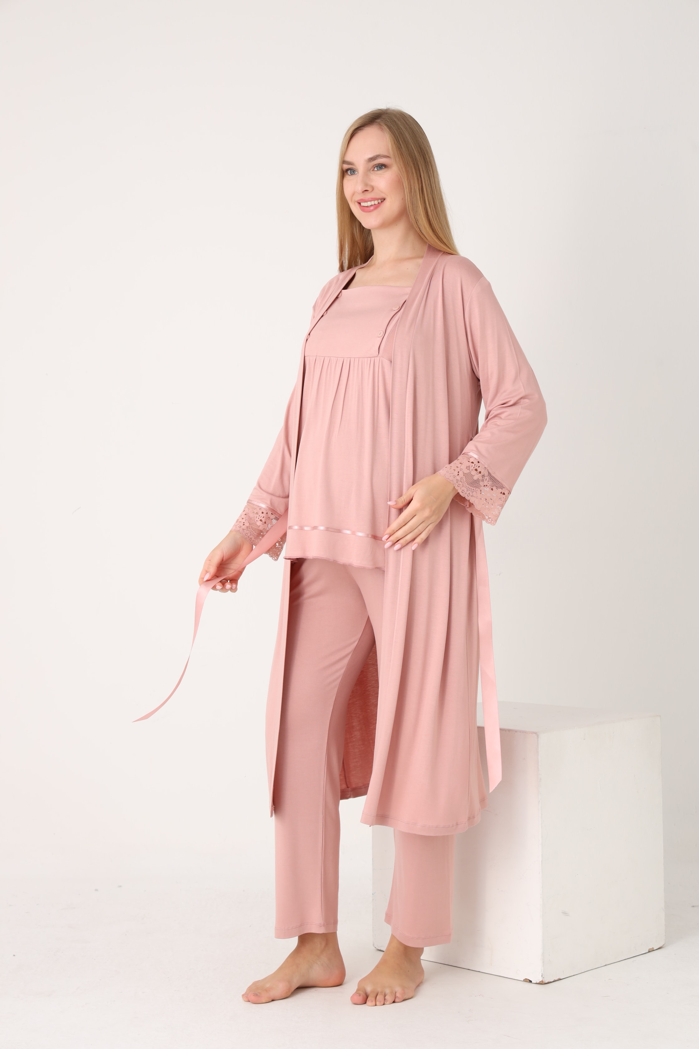 4530 Uzun Sabahlıklı Emzirmeye Uygun Uzun Kol Hamile ve Lohusa Pijama Takımı - Pudra