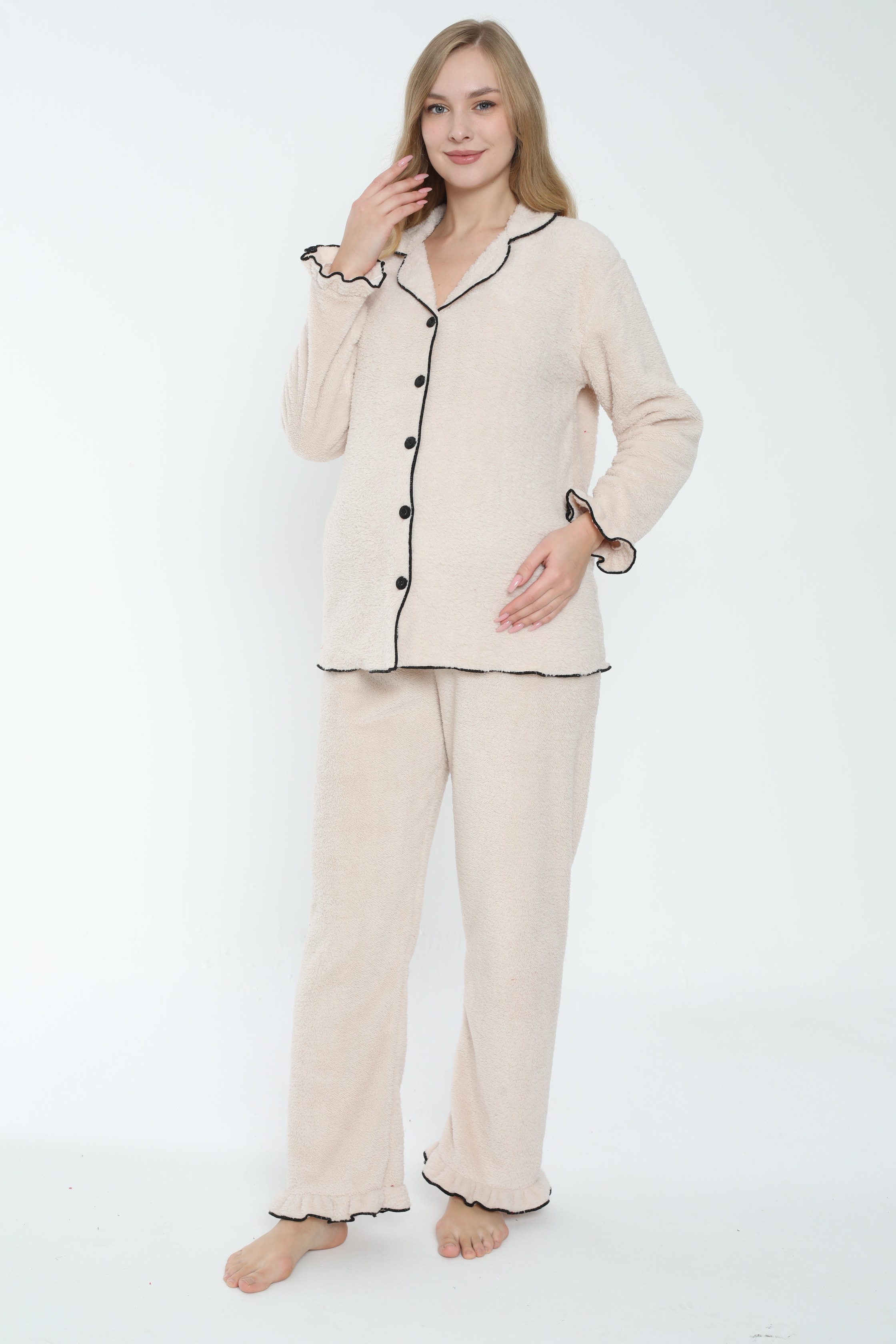 Önden Düğmeli Hamile ve Lohusa Peluş Pijama Takımı 4338