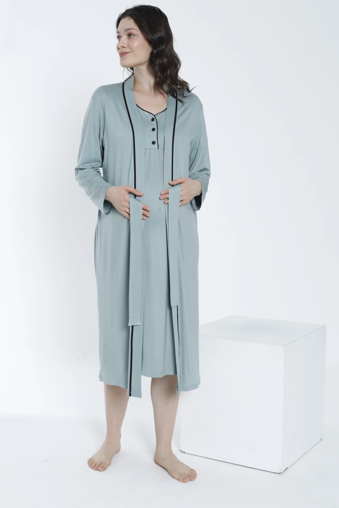 4361 Sabahlıklı Önden Düğmeli Hamile ve Lohusa Gecelik Takımı  - Yeşil