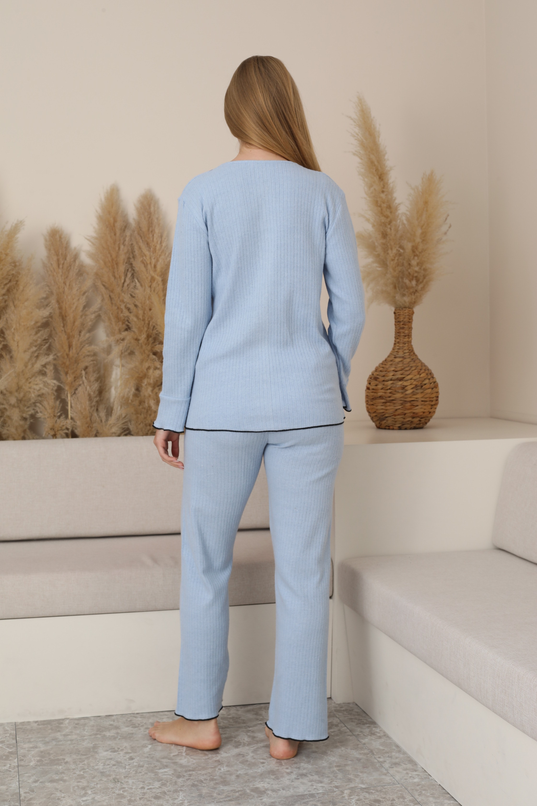 4526 Yumoş Dokulu Emzirmeye Uygun Ayarlanabilir Bel Detaylı Hamile ve Lohusa Pijama Takımı