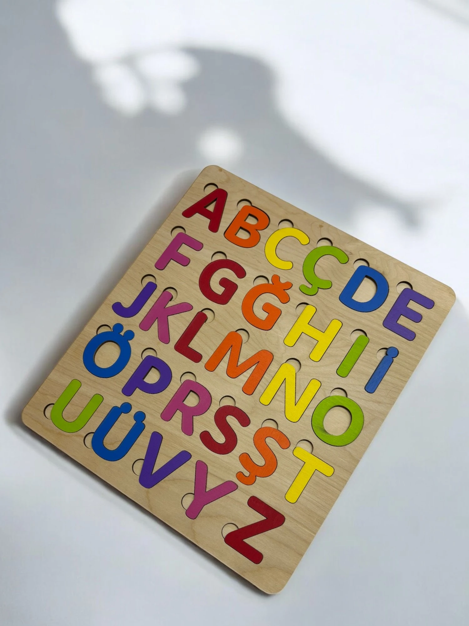 Alfabe Puzzle, Türkçe Alfabe, Ahşap Bul-Tak Yapboz, Renkli Eğitici Bulmaca, Harf Öğrenimi