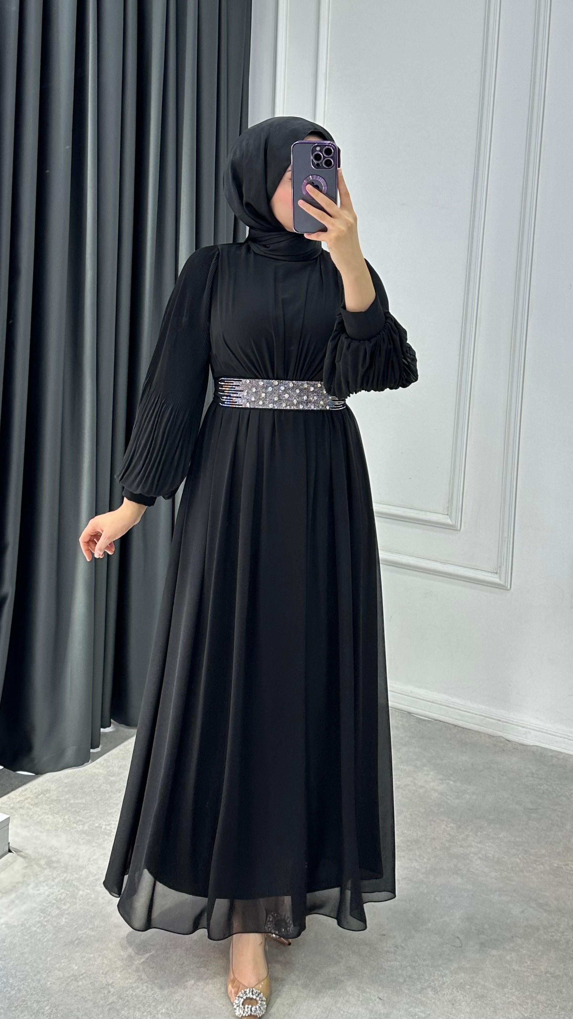 Esmeray Elbise 