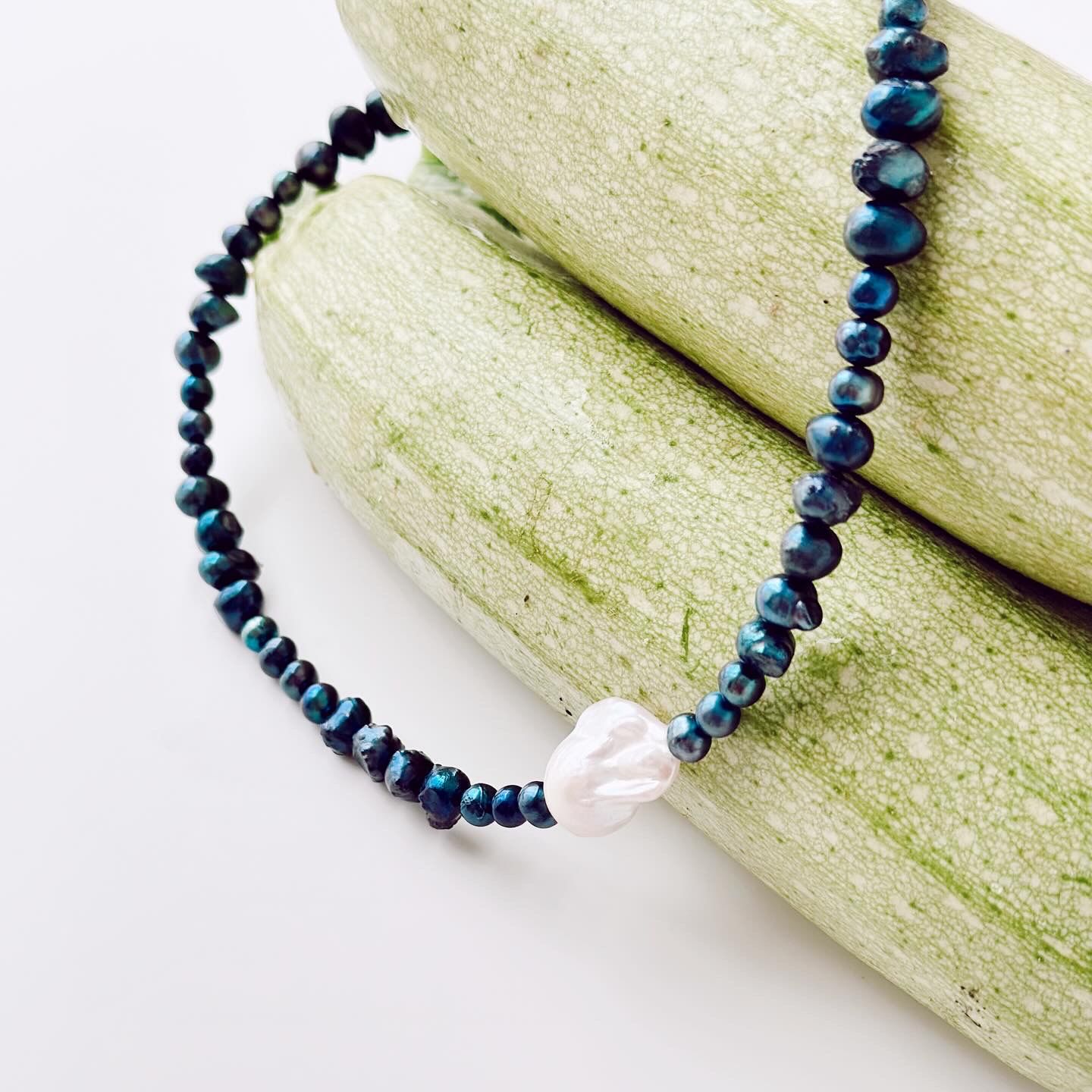Neumi Necklace | Kolye