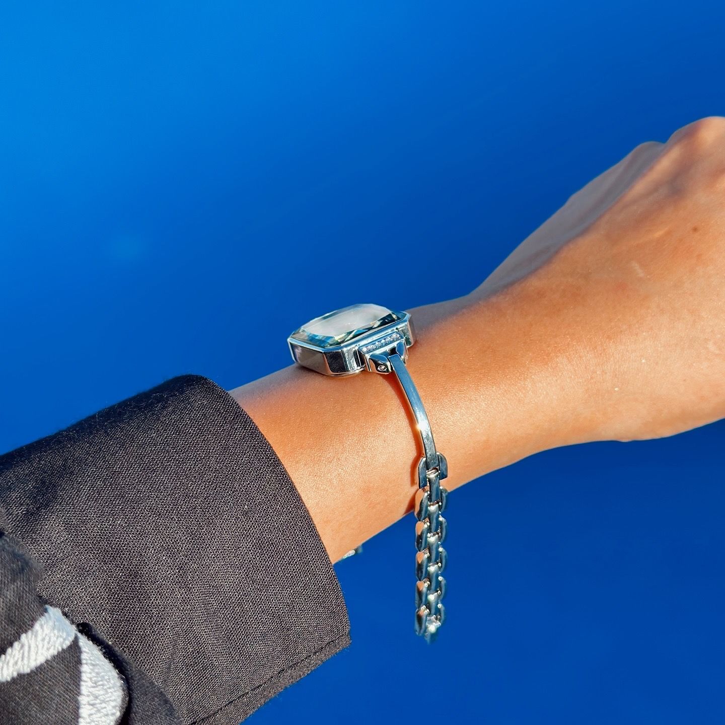 Carla Grey-White Watch | Saat