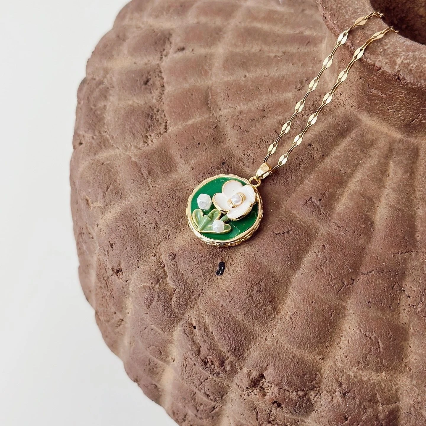 Green Daisy Steel Necklace | Çelik Kolye