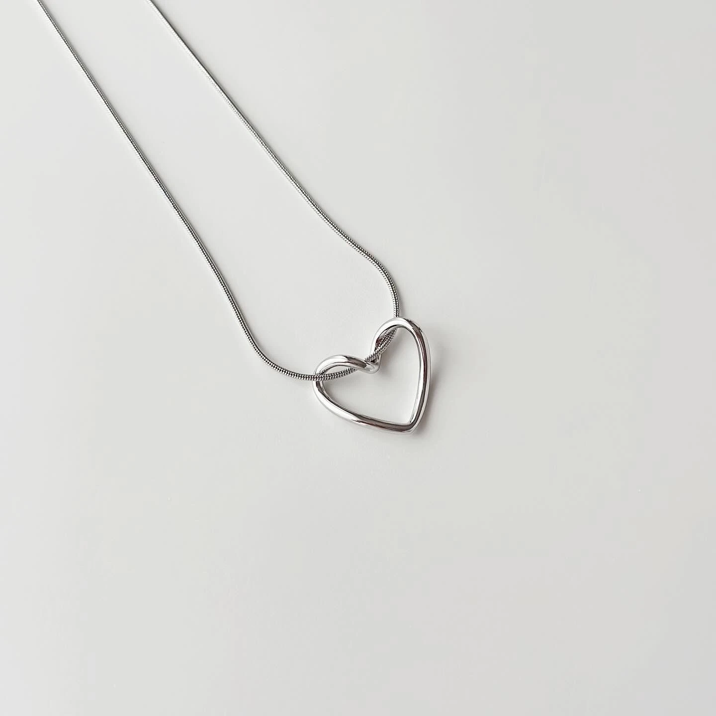 Love Heart Grey Steel Necklace | Çelik Kolye