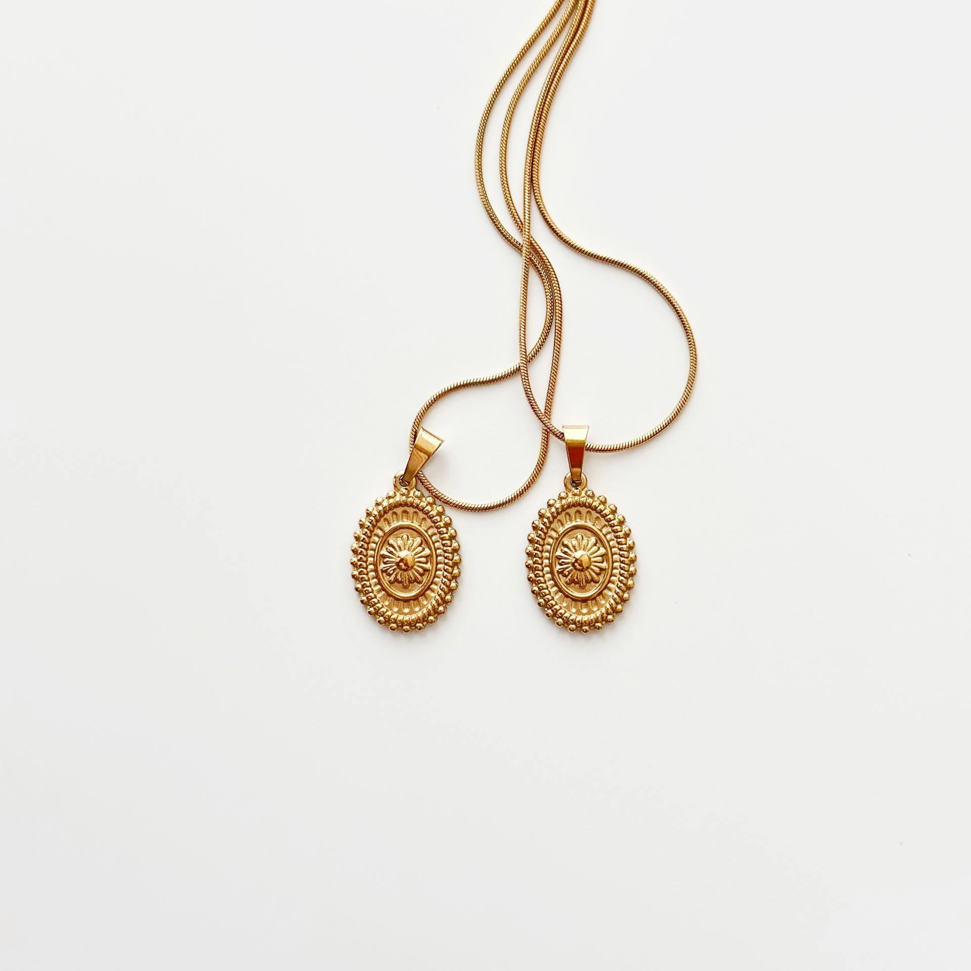 Merlin Steel Necklace | Çelik Kolye