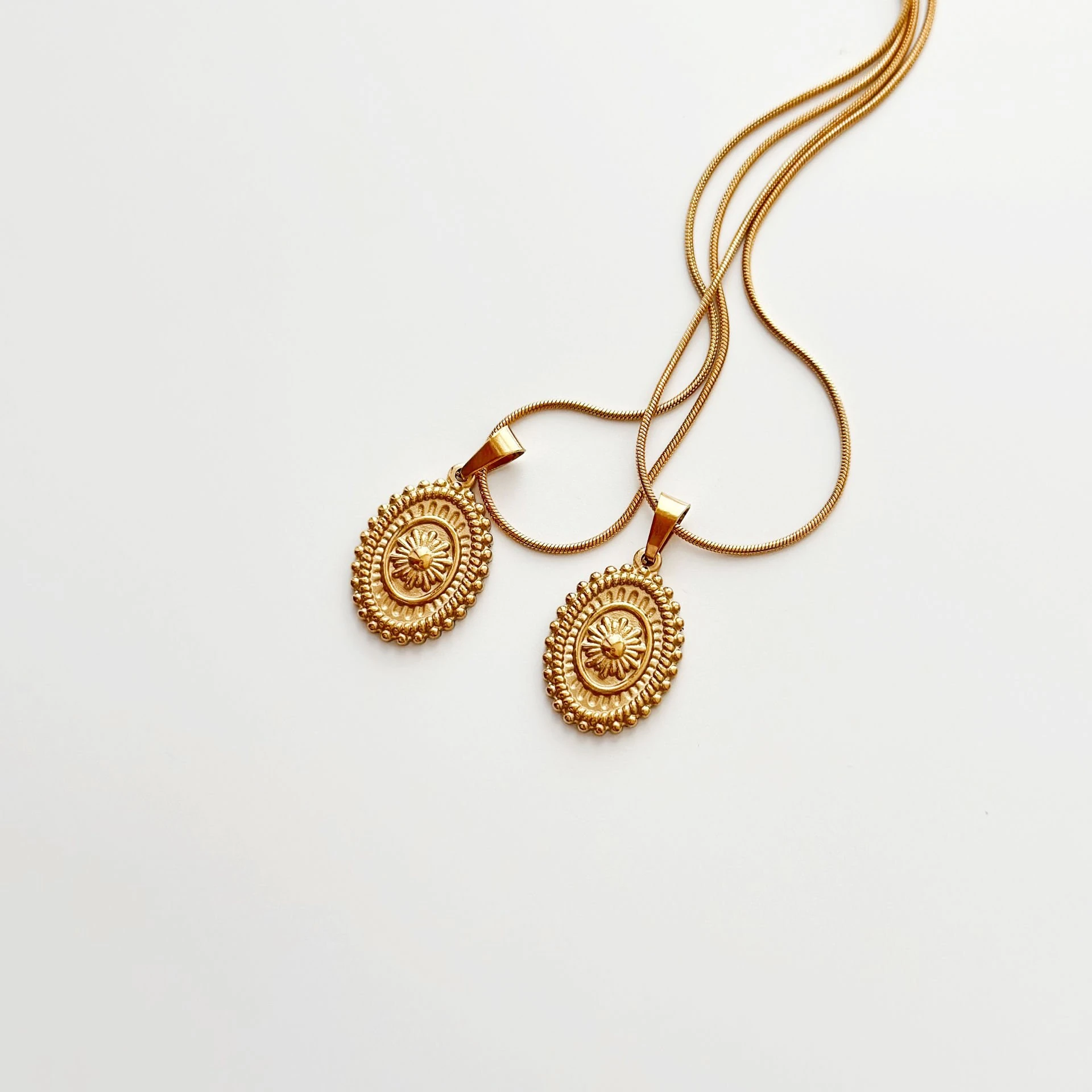 Merlin Steel Necklace | Çelik Kolye