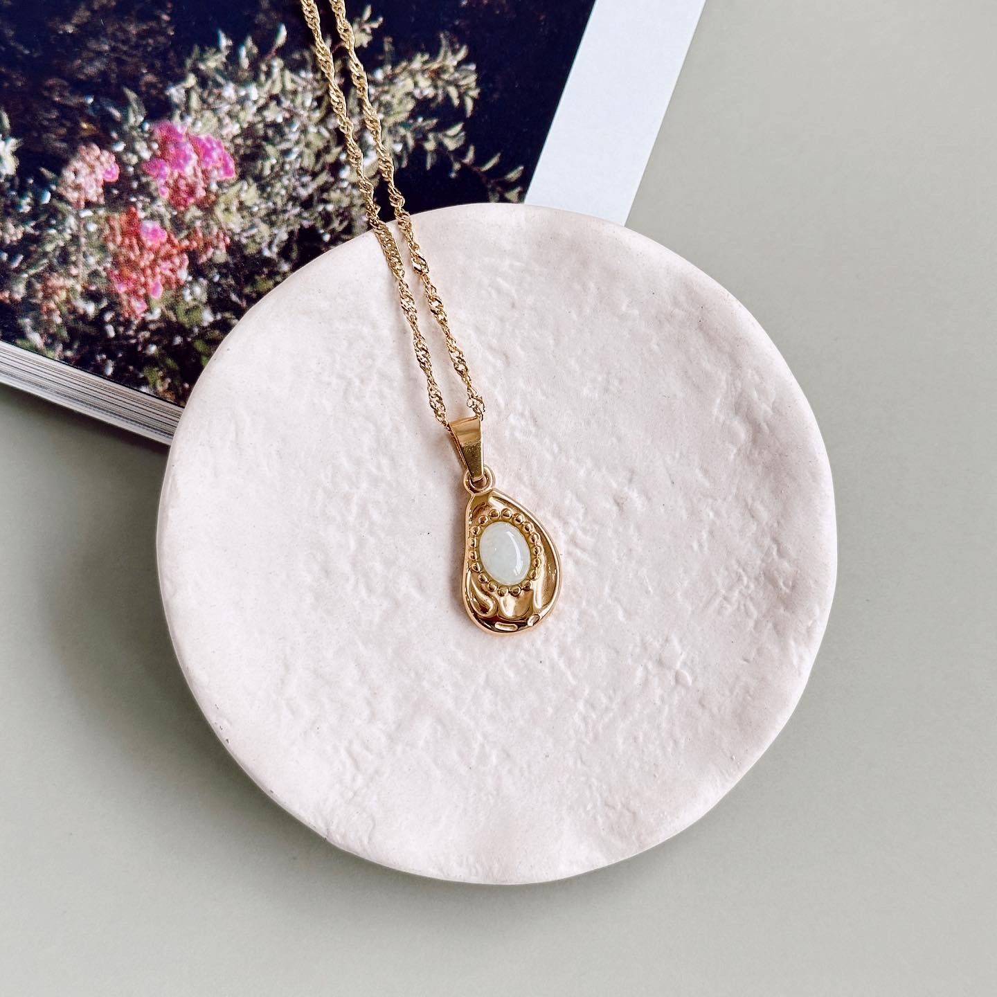 Moss Steel Necklace