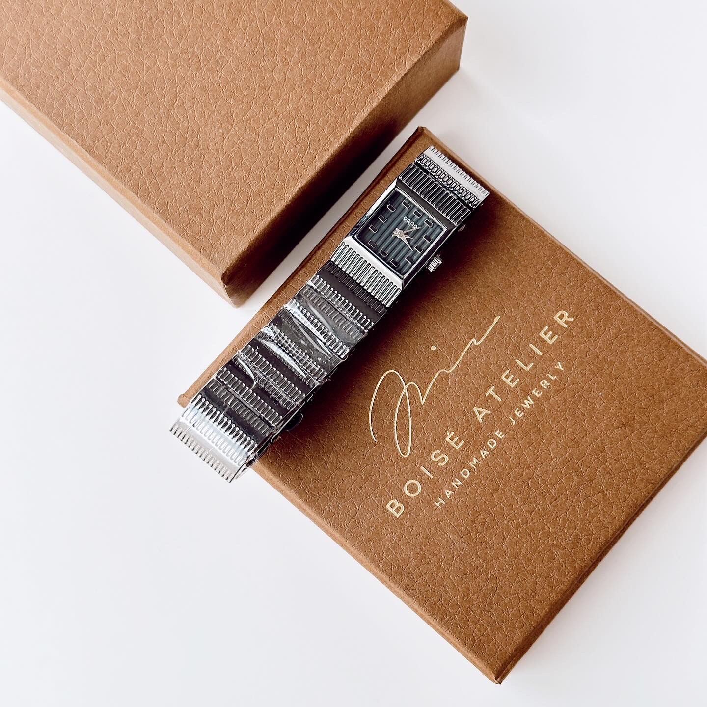 Being Black Watch | Saat