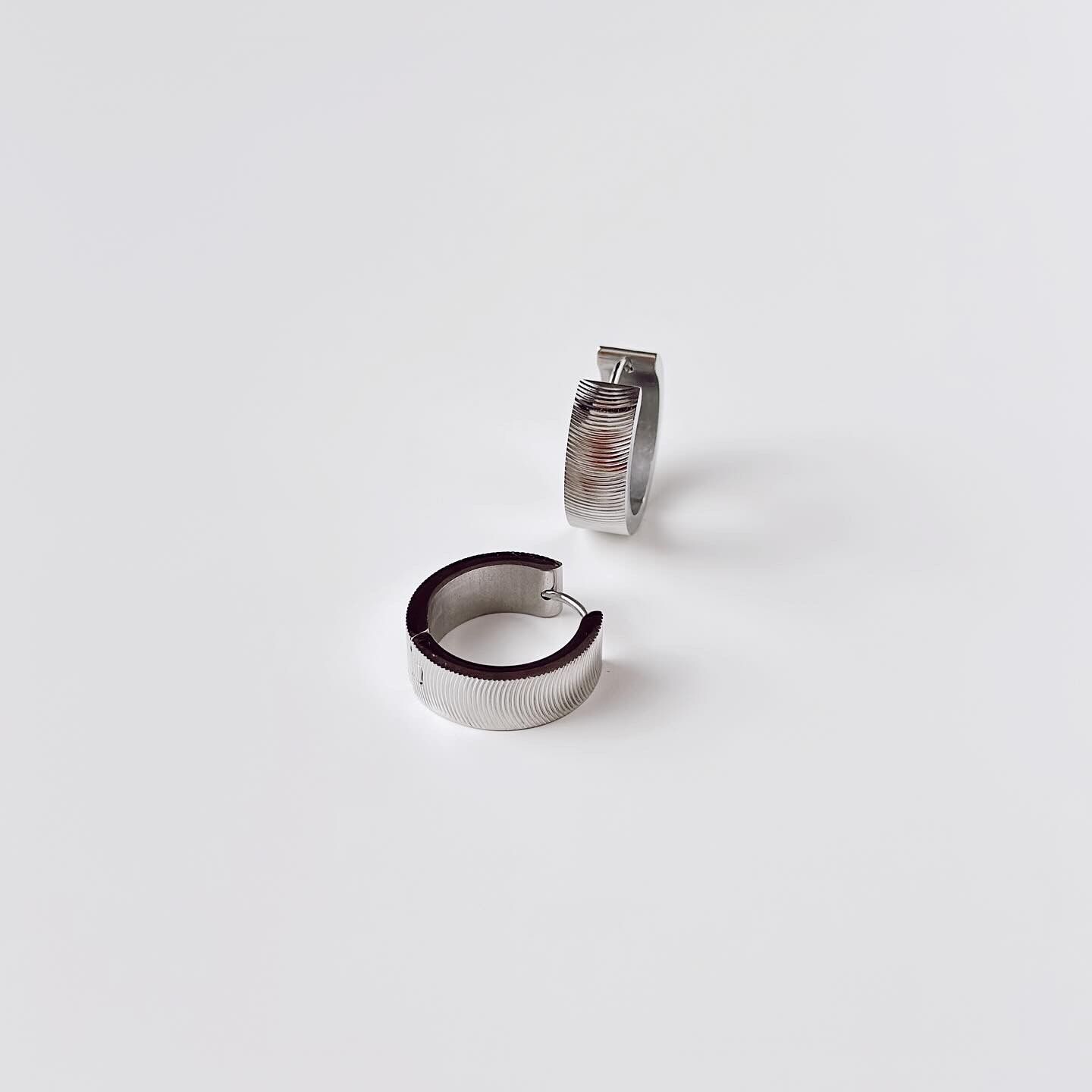 Knurl Grey Steel Earring | Çelik Küpe
