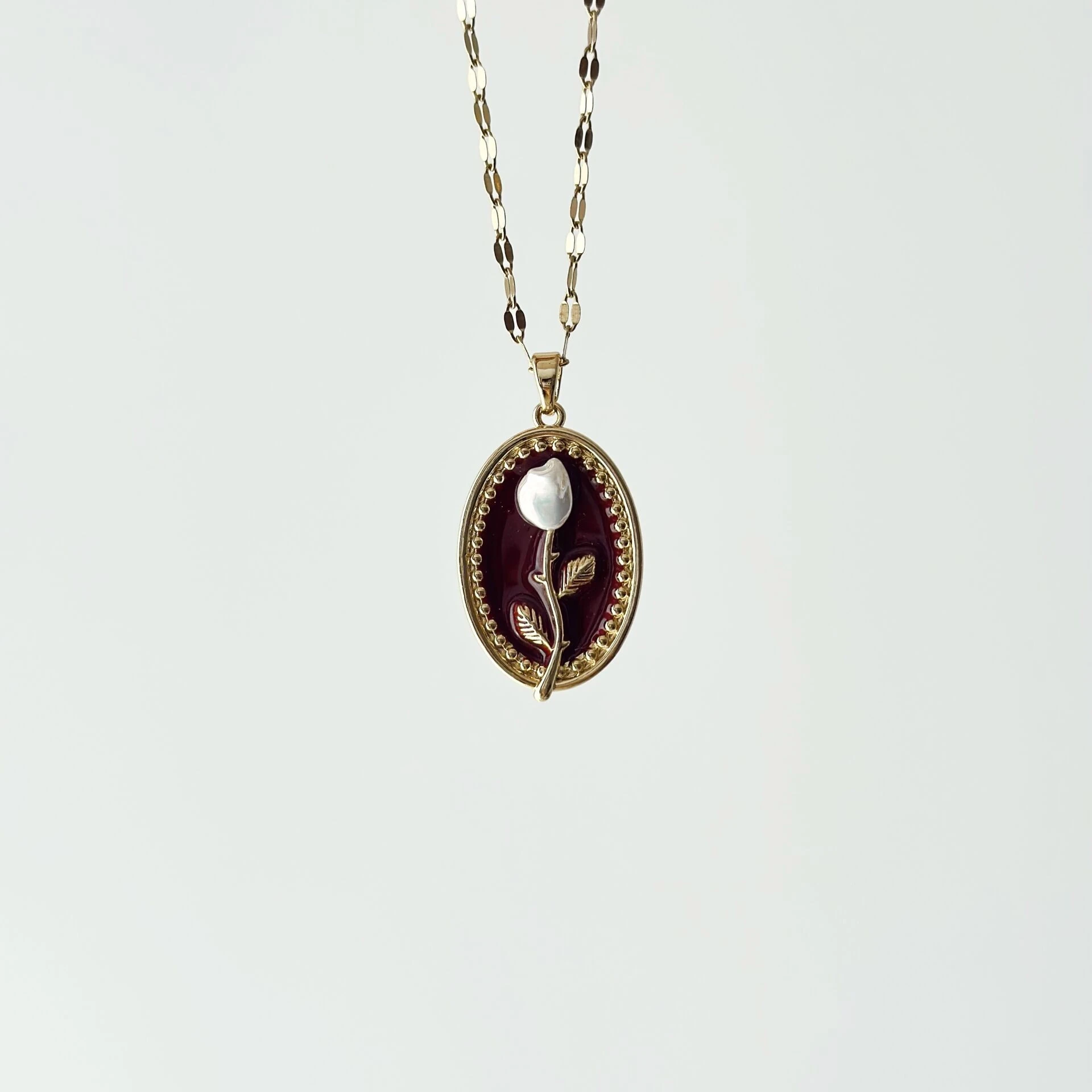 Red Roses Steel Necklace | Çelik Kolye