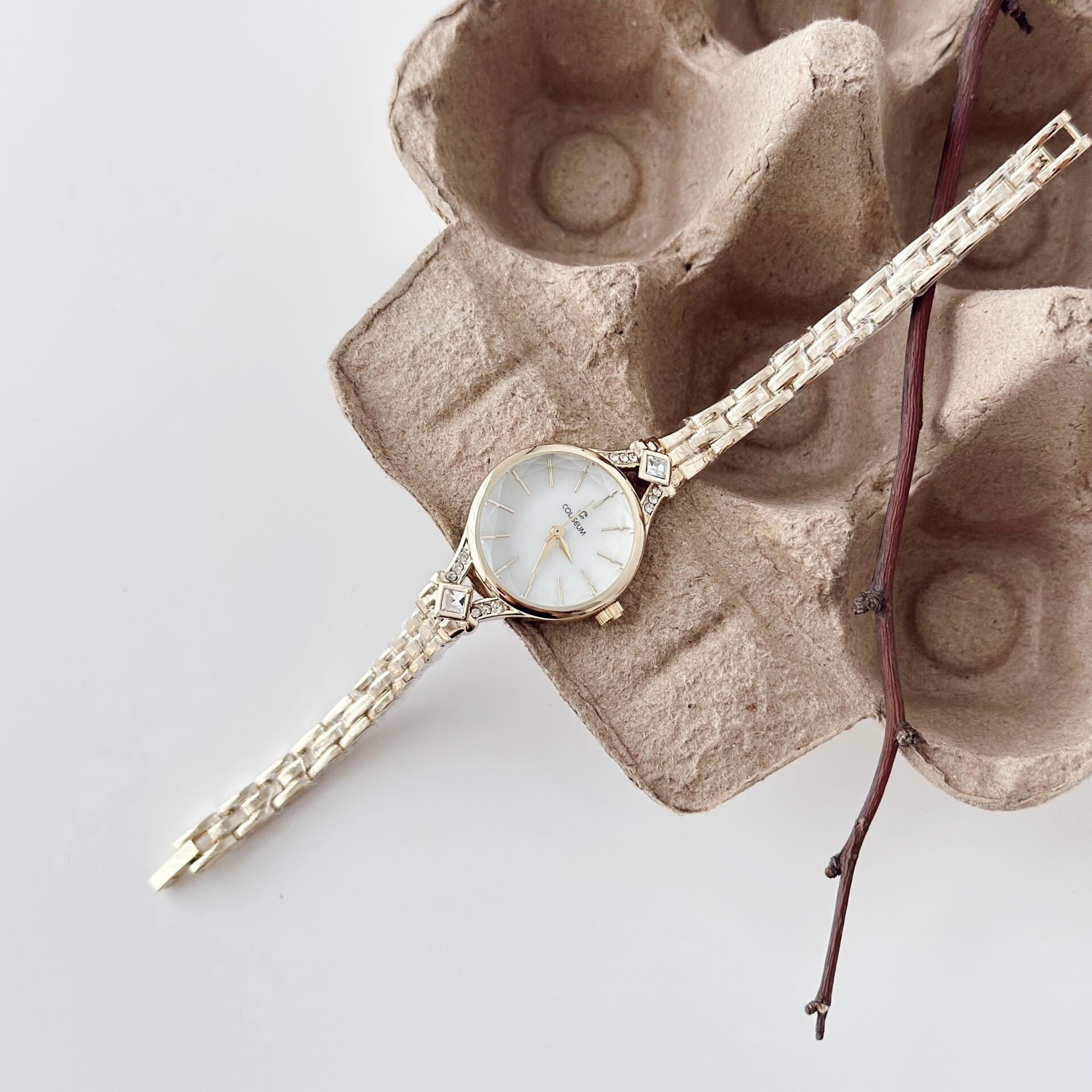 Charlet Gold-White Watch | Saat