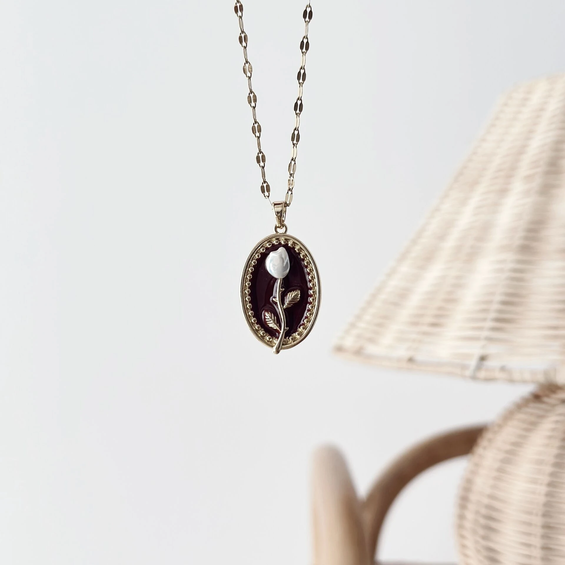 Red Roses Steel Necklace | Çelik Kolye