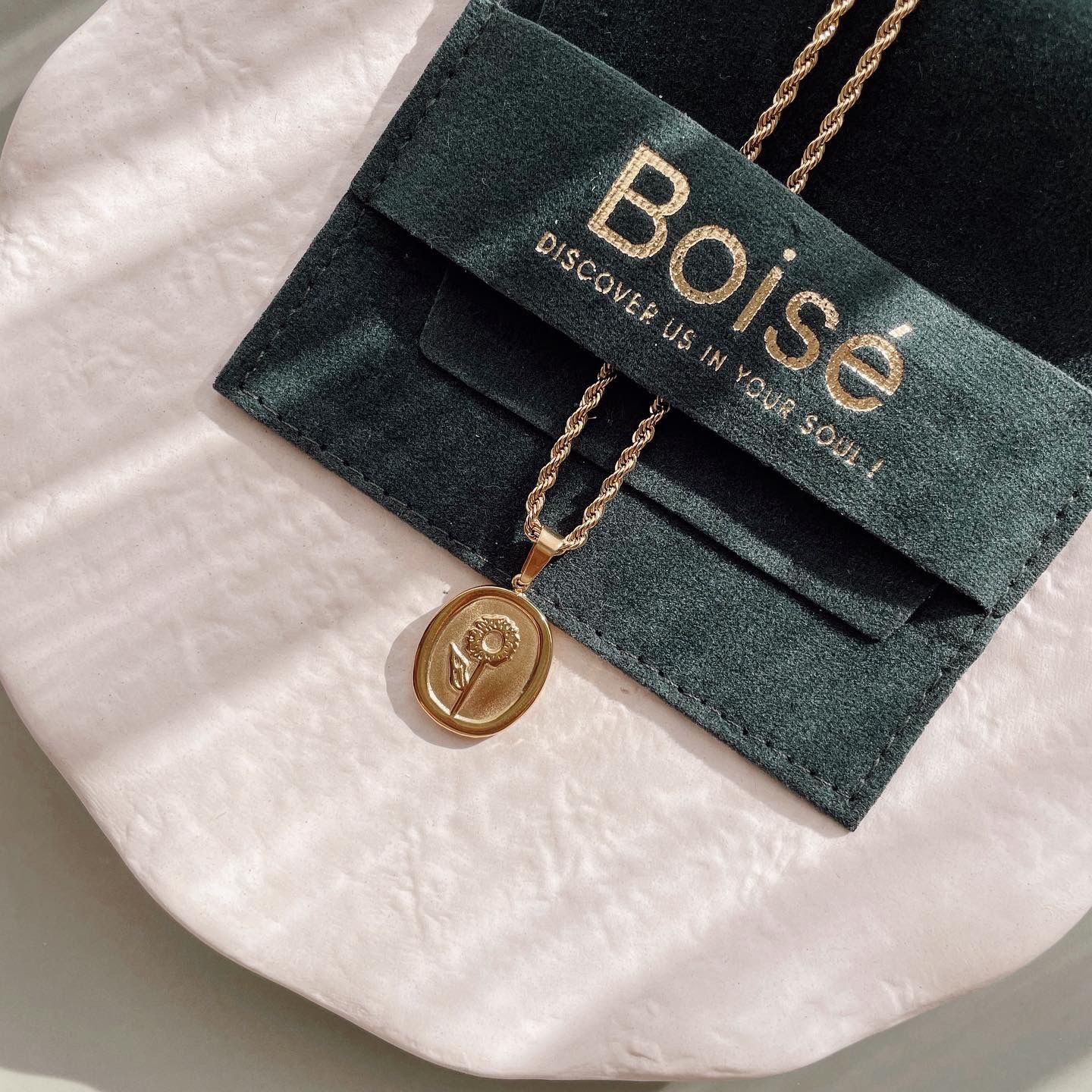 Daisy Steel Necklace