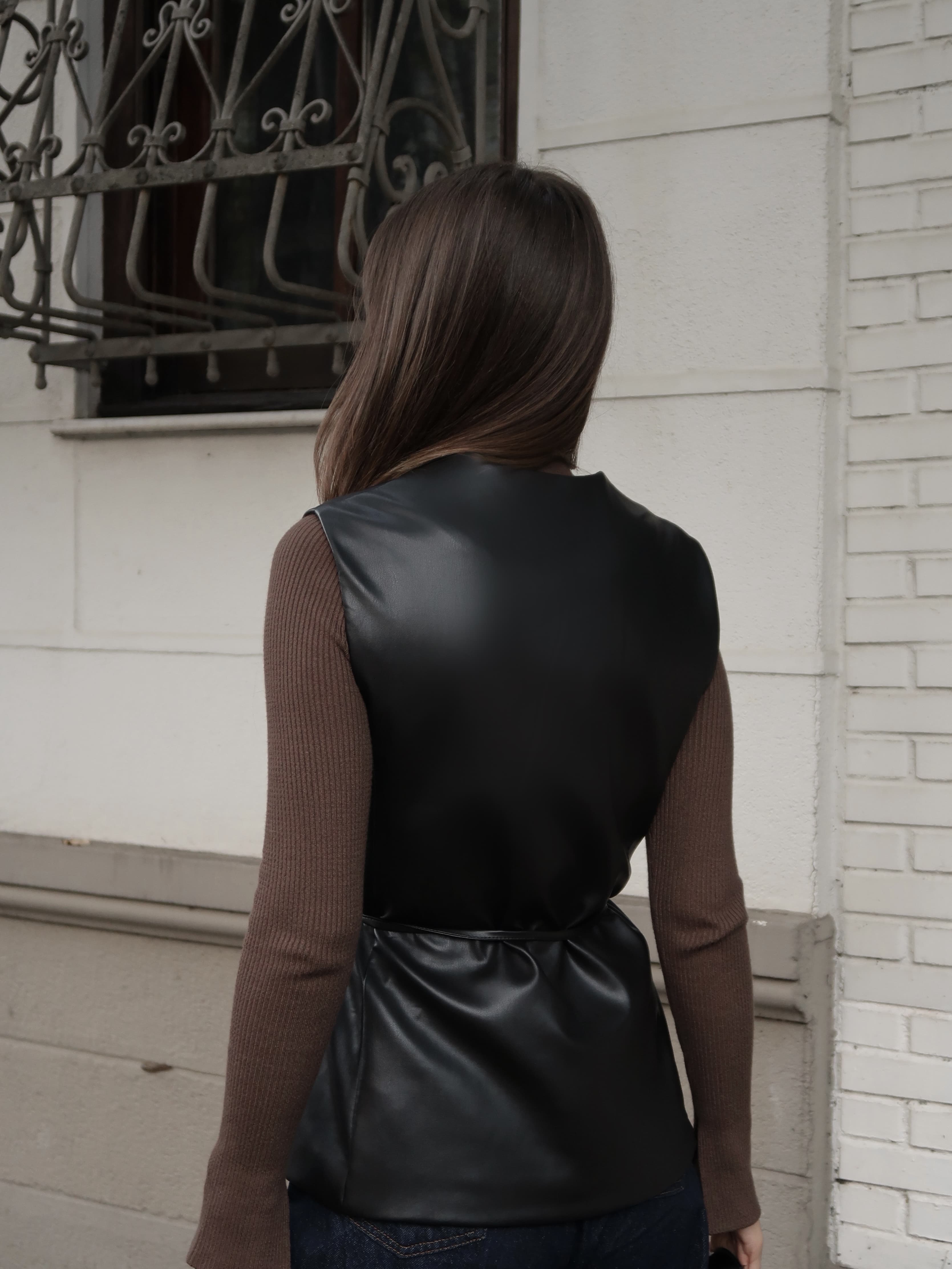 Deri Janet Siyah Yelek