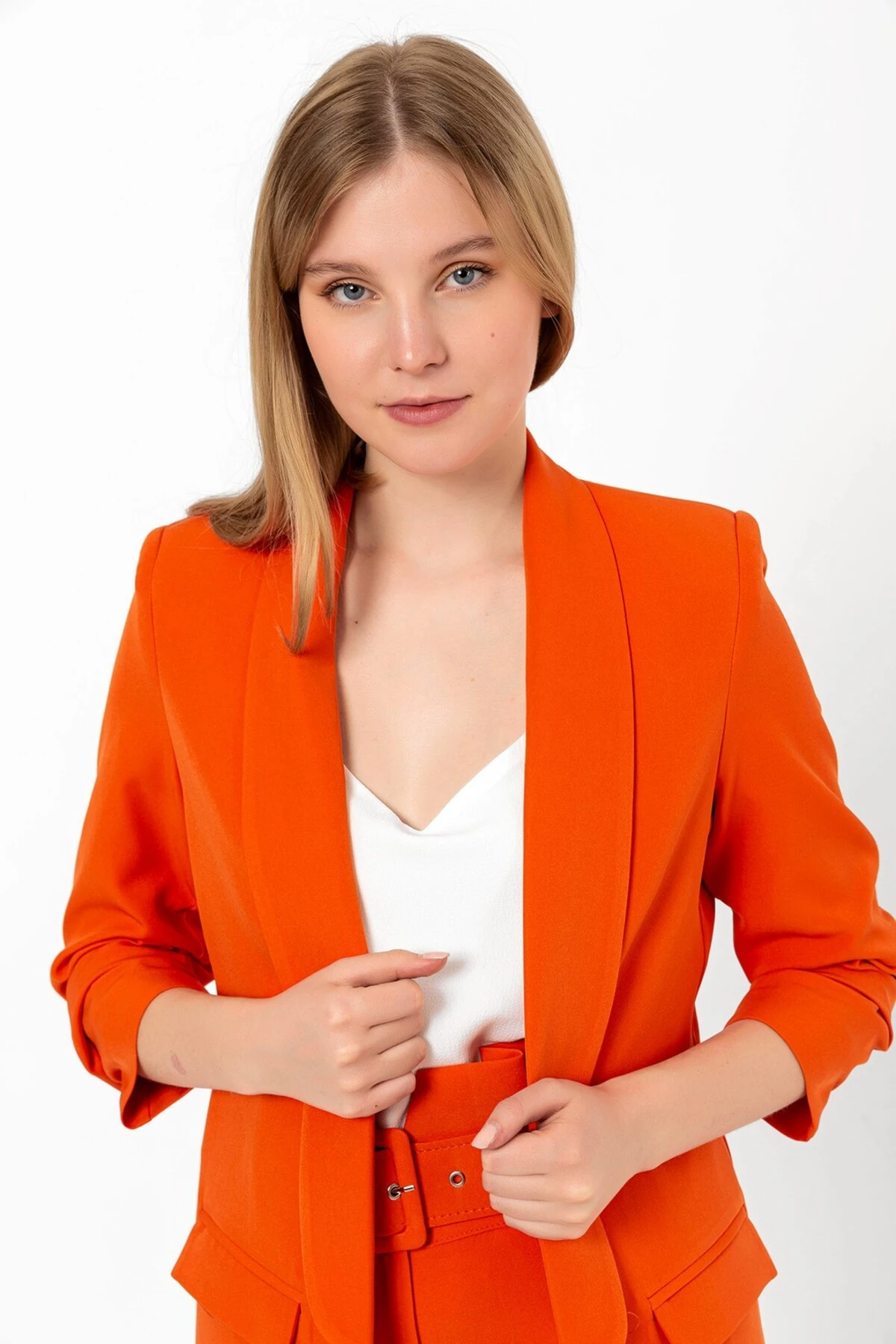 Kolu Büzgülü Blazer Klasik Kadın Ceket