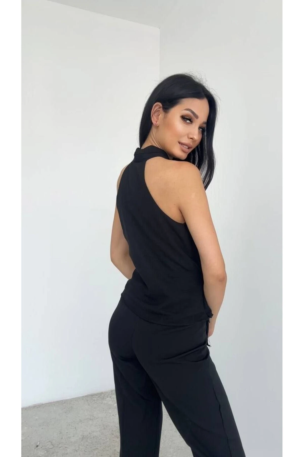 Keten Görünümlü Kolsuz Bluz