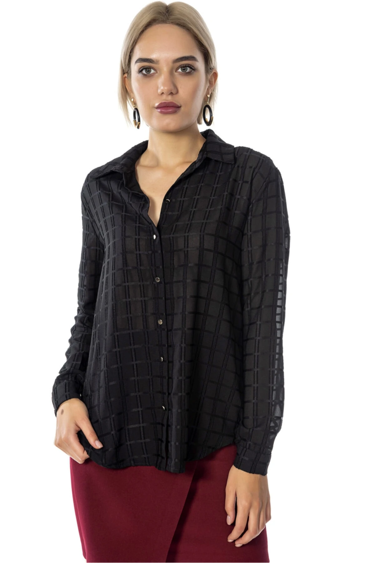 Kadın Siyah Puantiyeli Gömlek