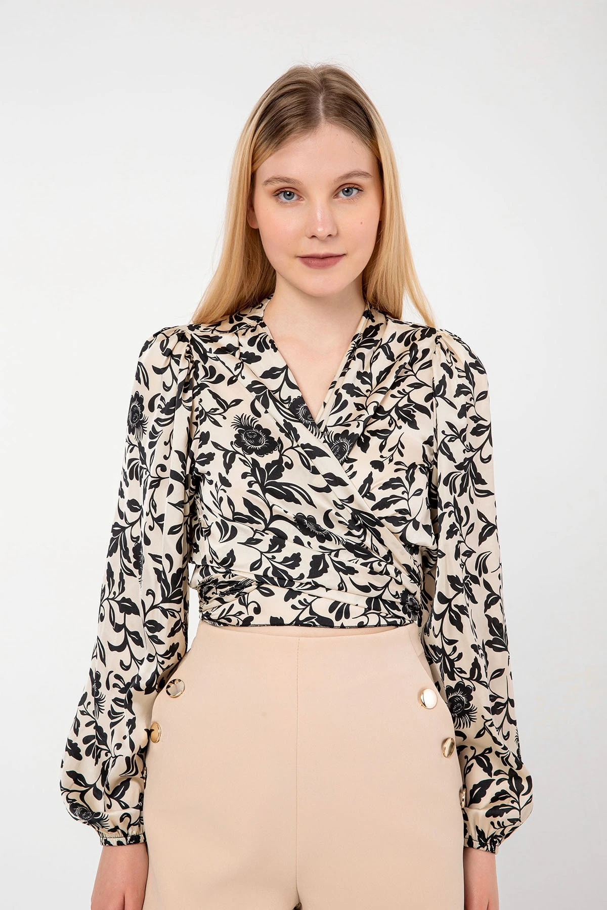 Önden Baglamalı Bluz