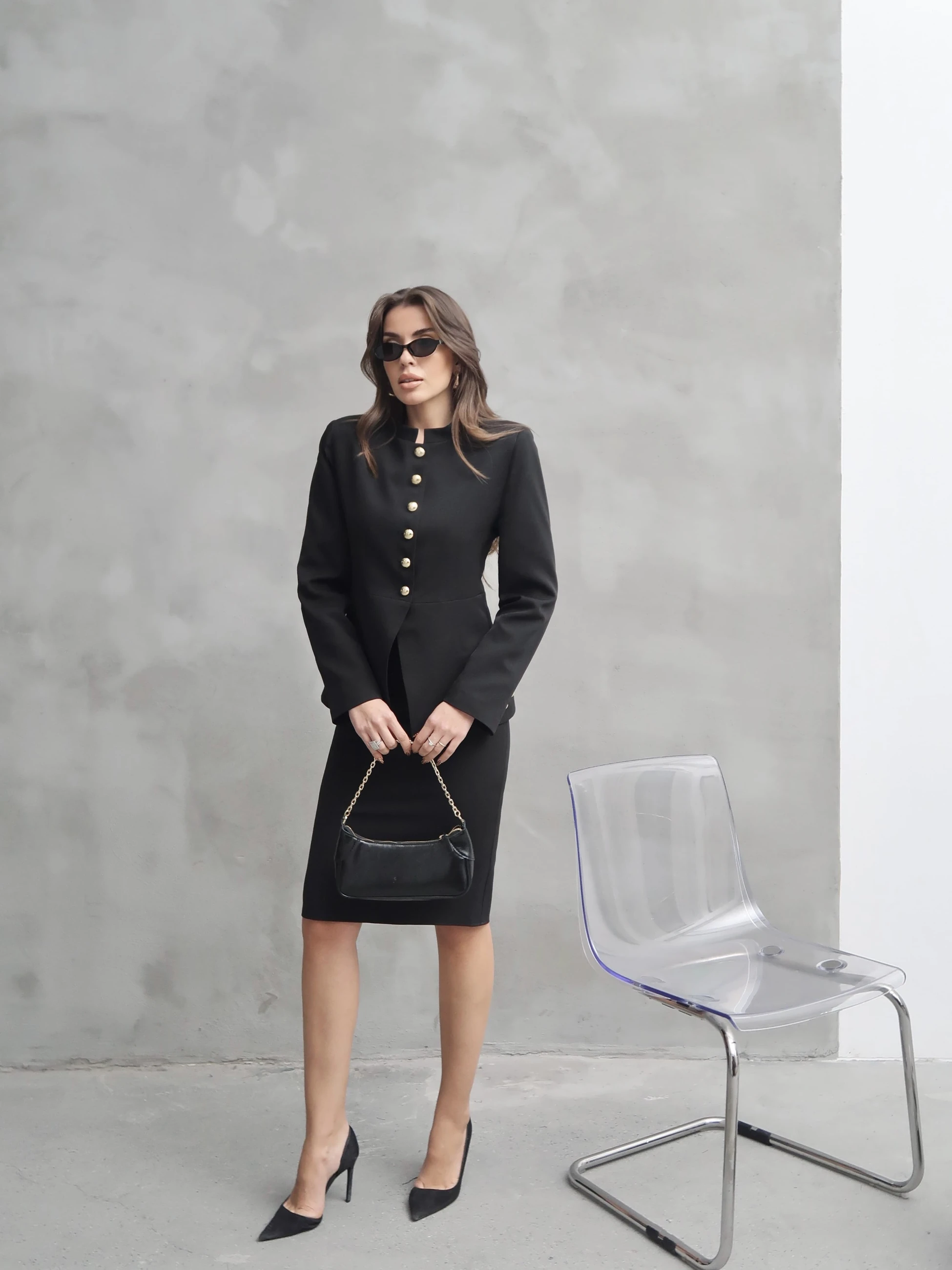 Alice Mücevher Düğmeli Hakim Yaka Ceket ve Midi Etek Takım Siyah