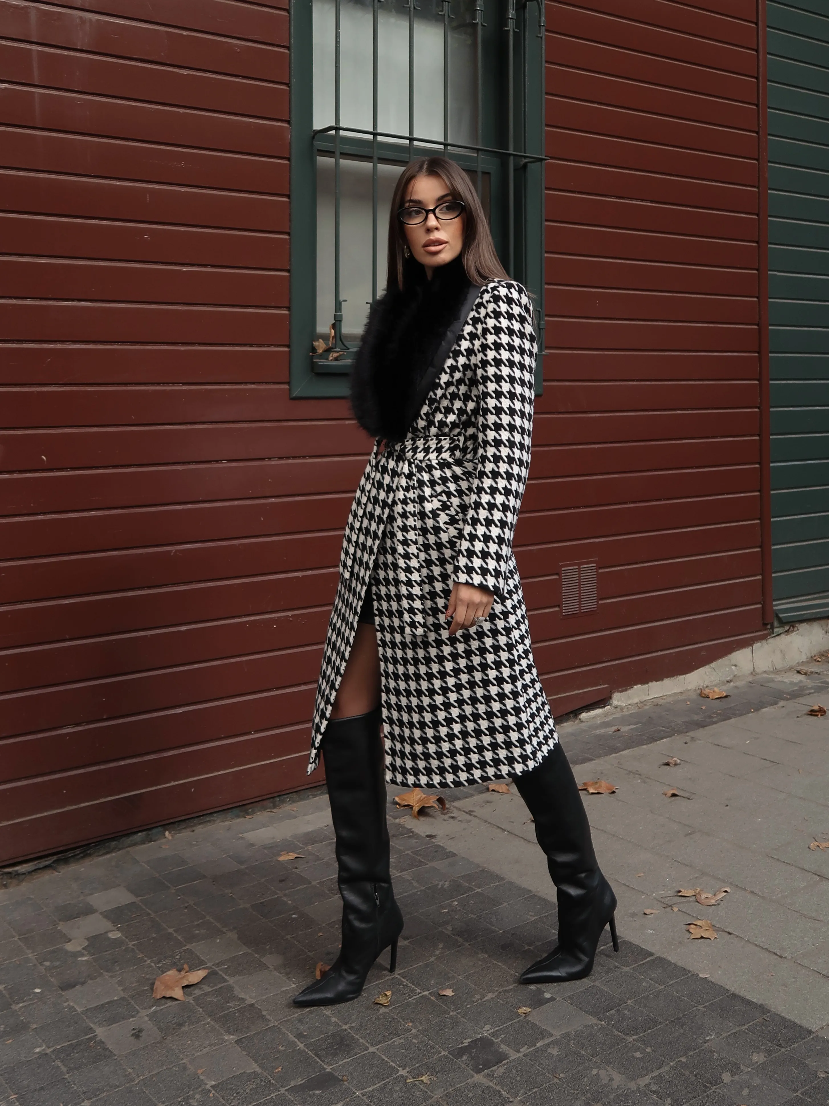 Kürklü Kazayağı Kaşe Kaban