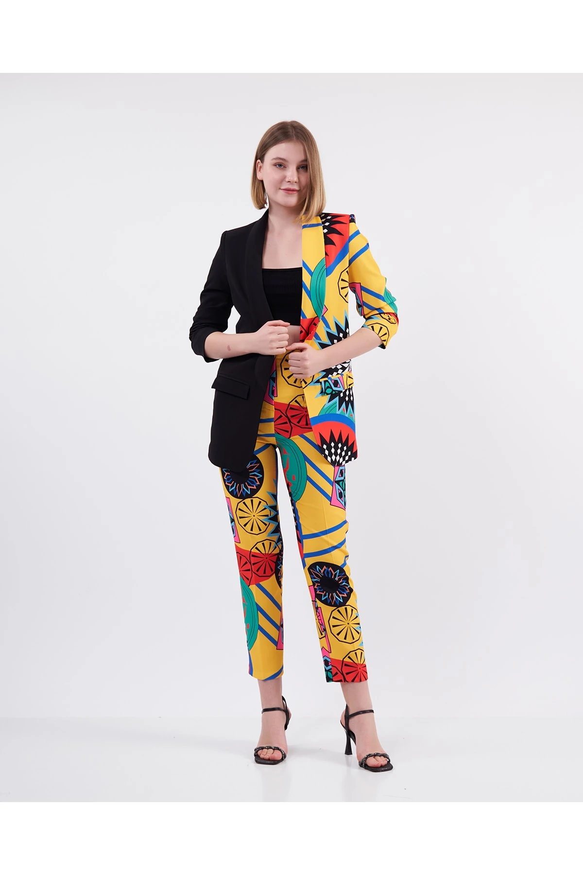 DESENLİ SARI SİYAH CEKET