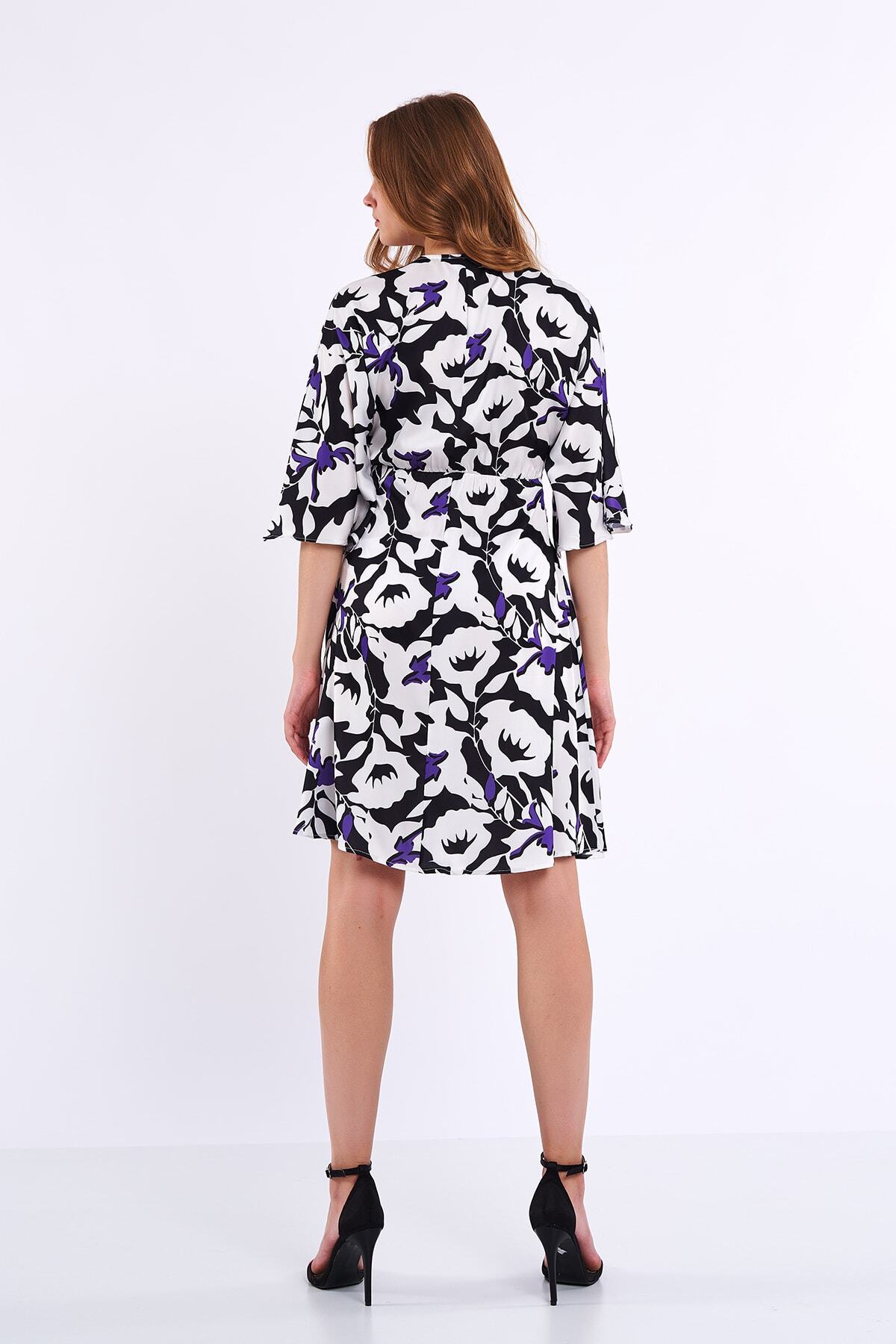 ÇİÇEK DESENLİ MİNİ ELBİSE