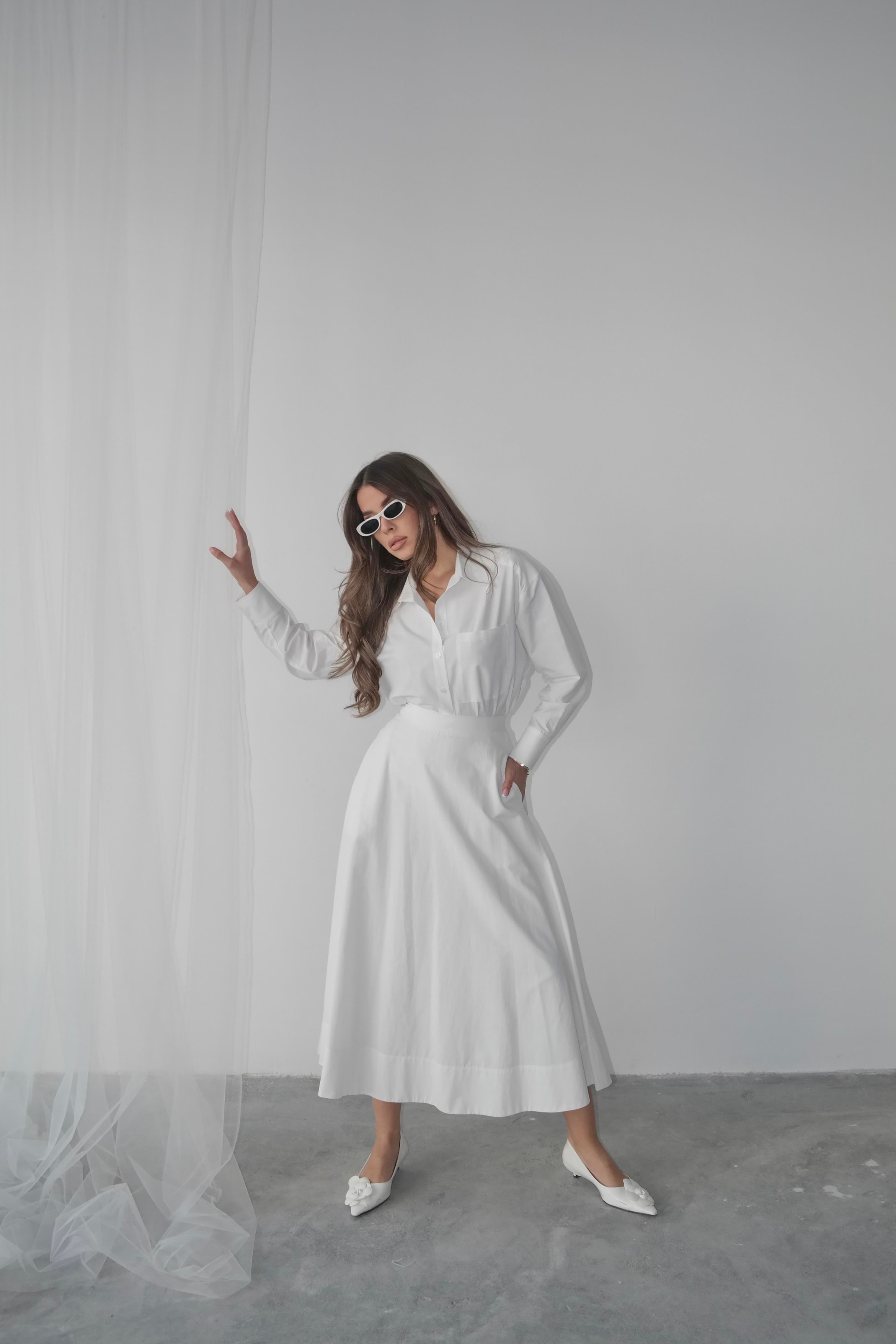 Oversize Düğmeli Kısa Gömlek Beyaz