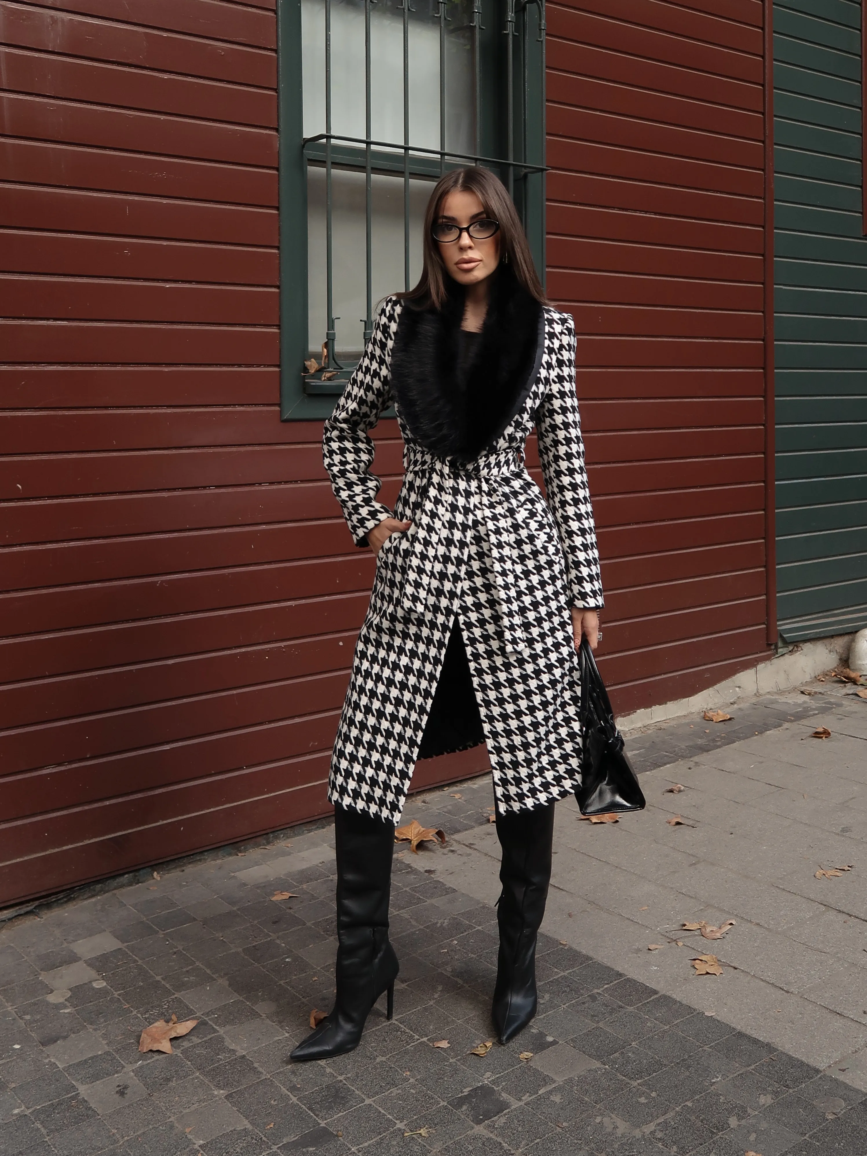 Kürklü Kazayağı Kaşe Kaban