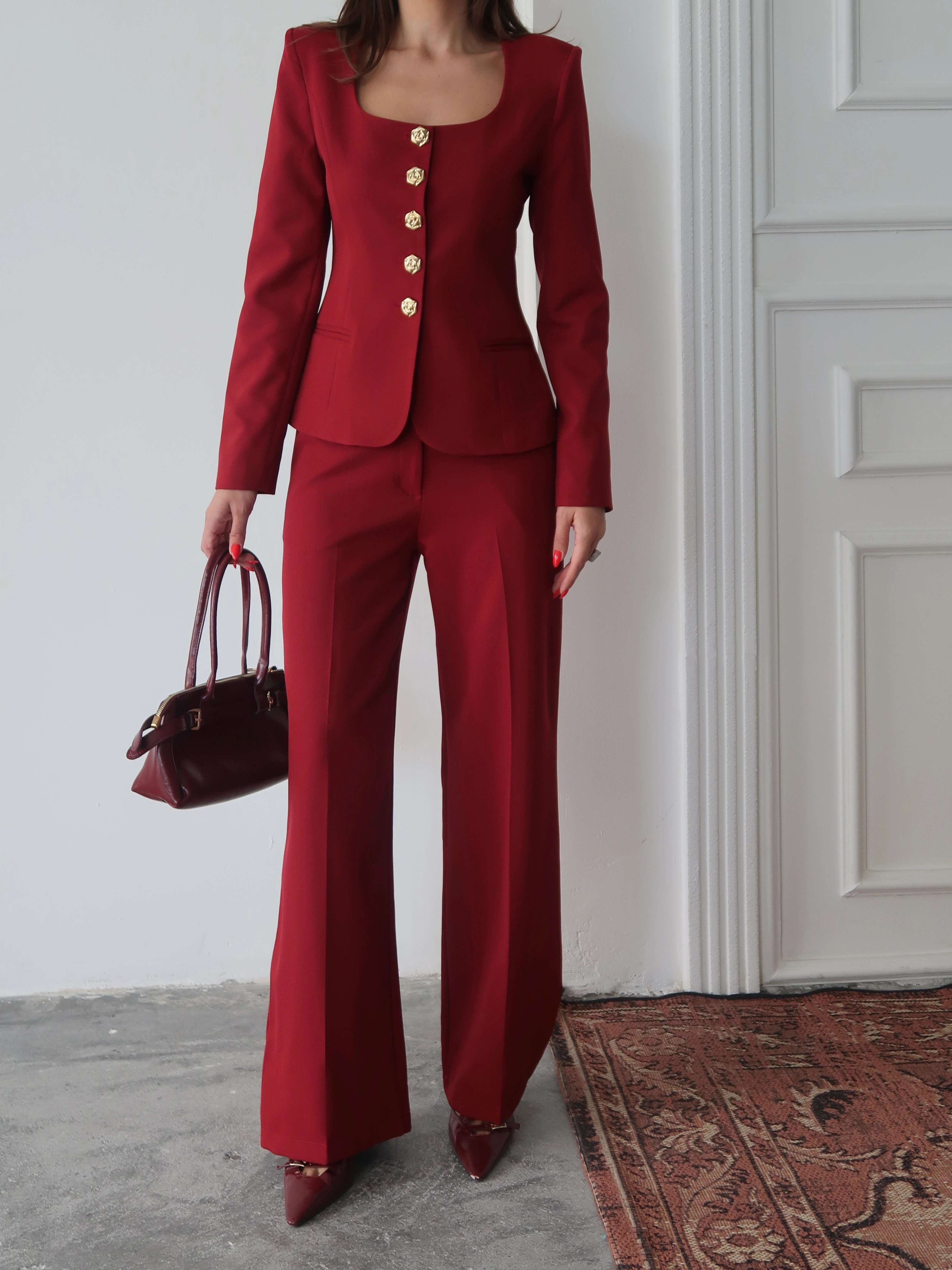 Jane Button Tailored Suit Bordo