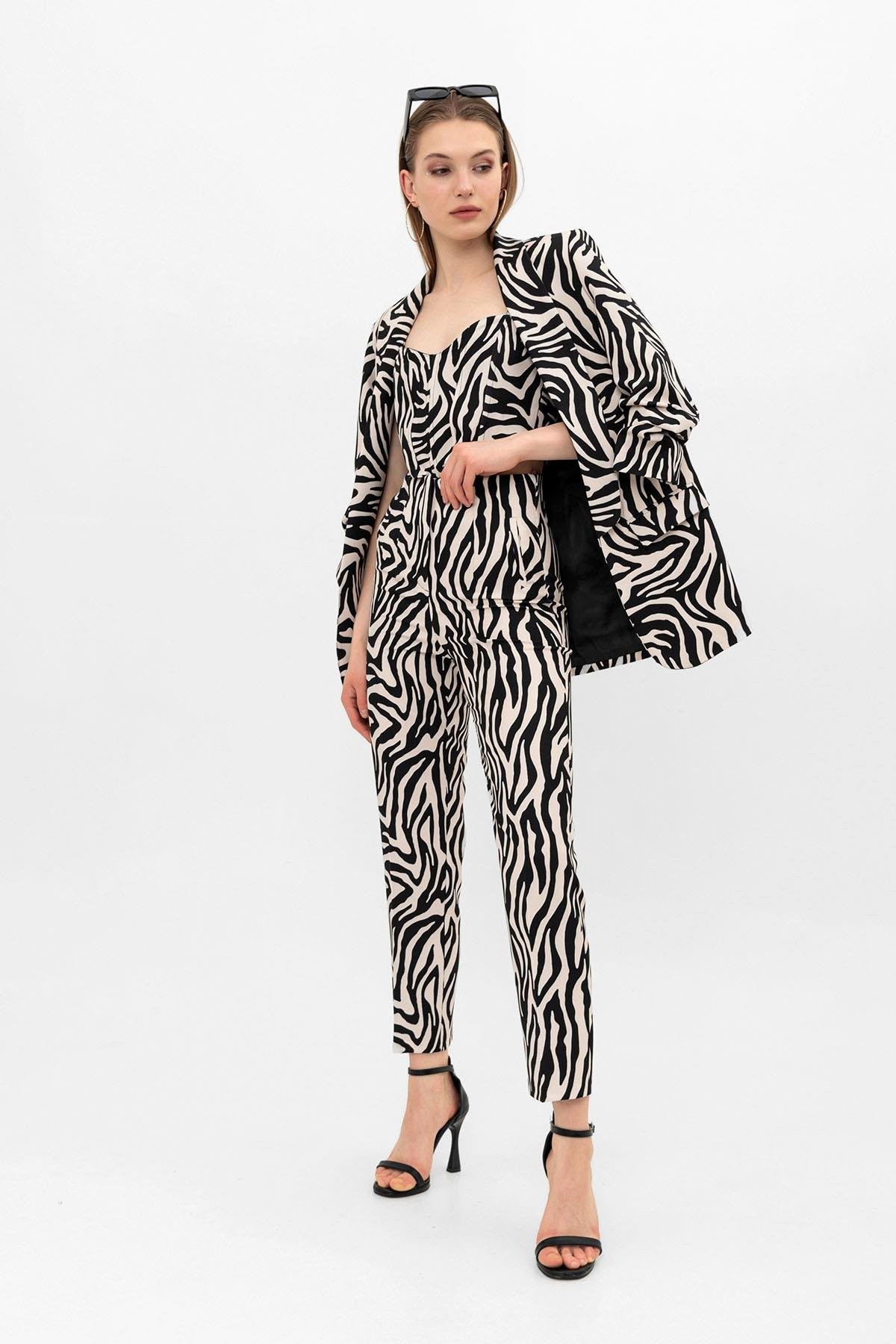 Elysia Çift Pens Zebra Desenli Pantolon